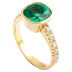 3.22 Carat Colombian Emerald Yellow Gold 18k Ring