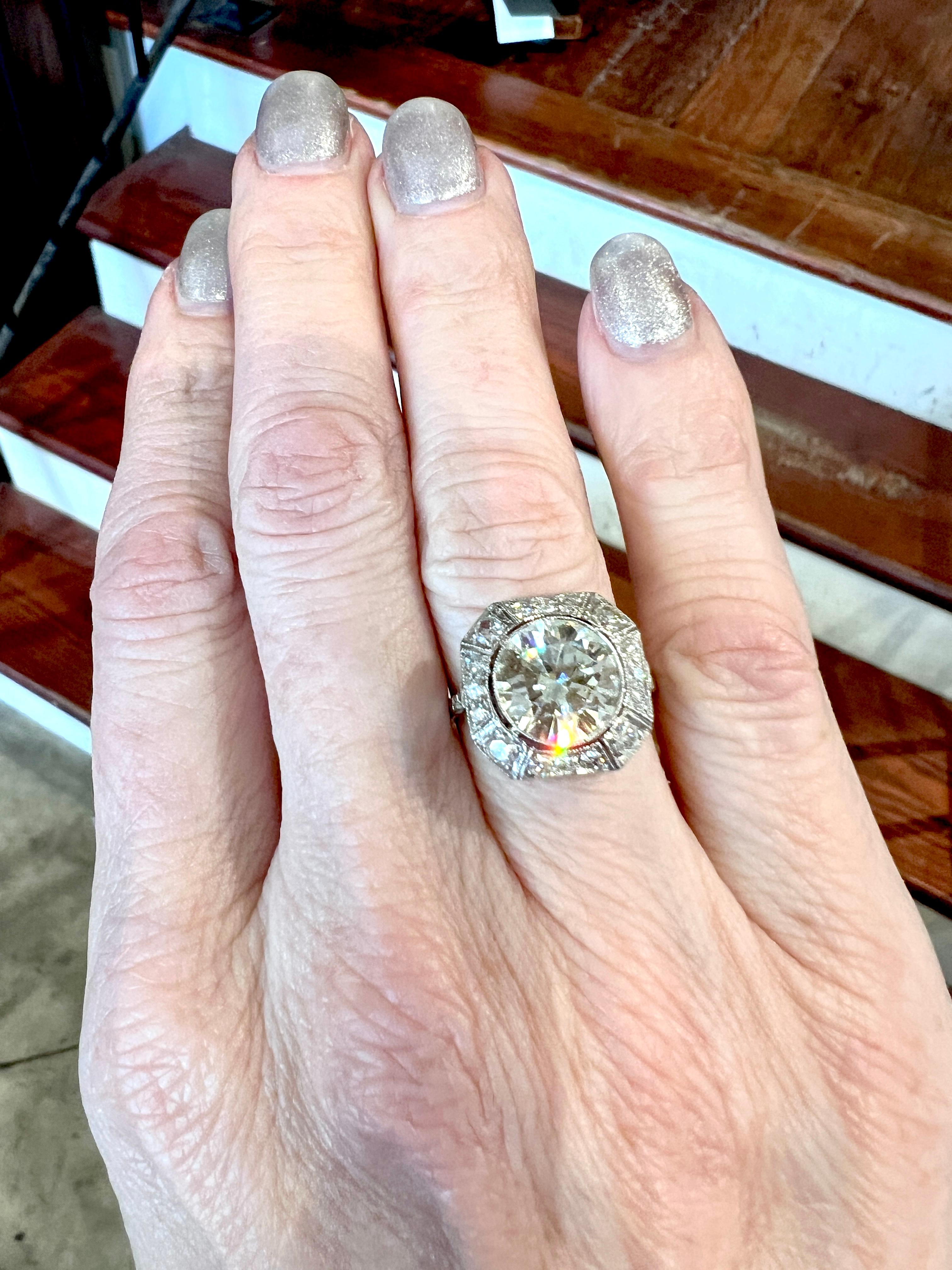 3.22 Carat Diamond Art Deco Style Ring In Good Condition In New Orleans, LA