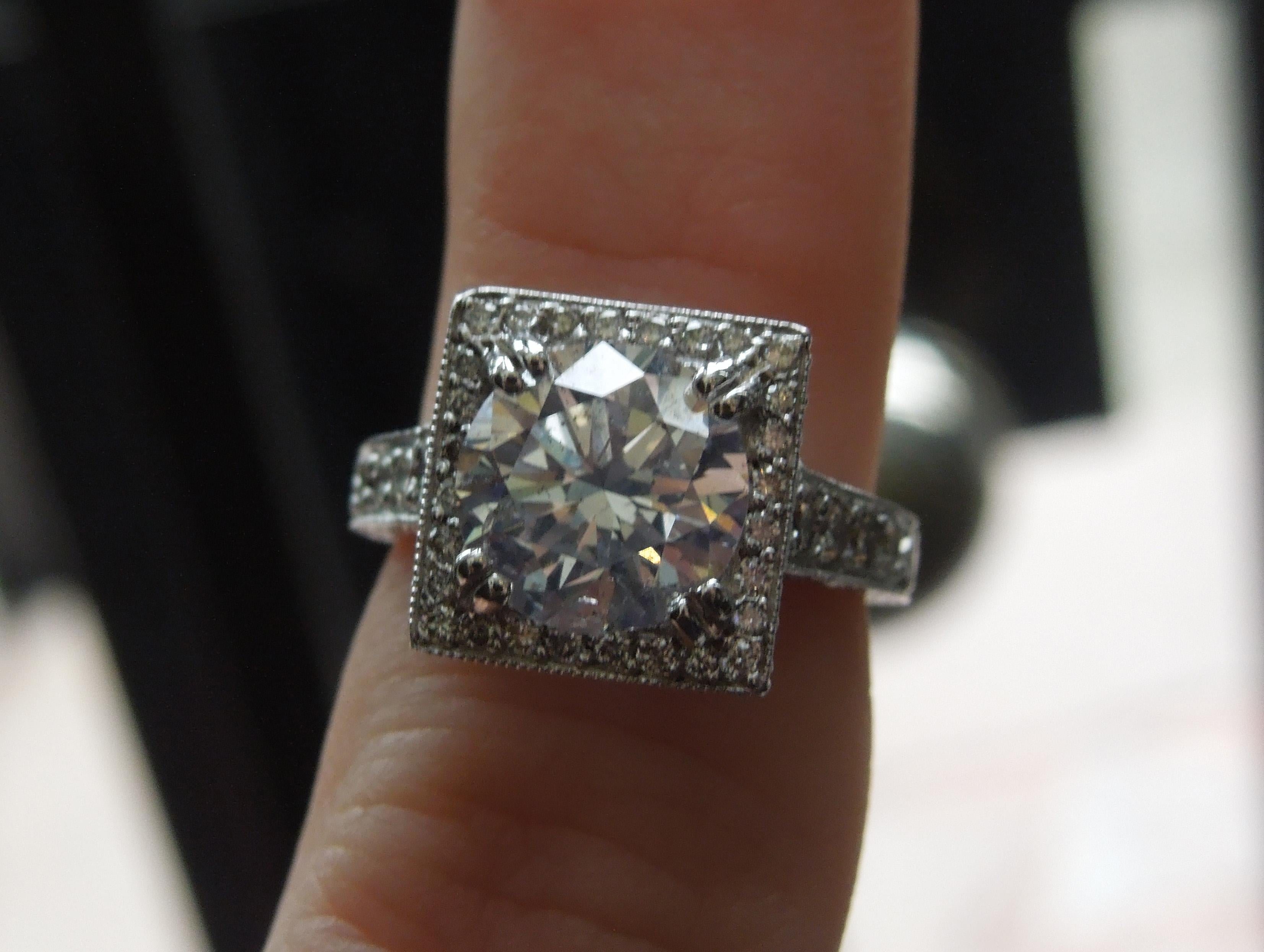 3.22 Carat GIA Diamond Square Halo Ring In Excellent Condition For Sale In METAIRIE, LA
