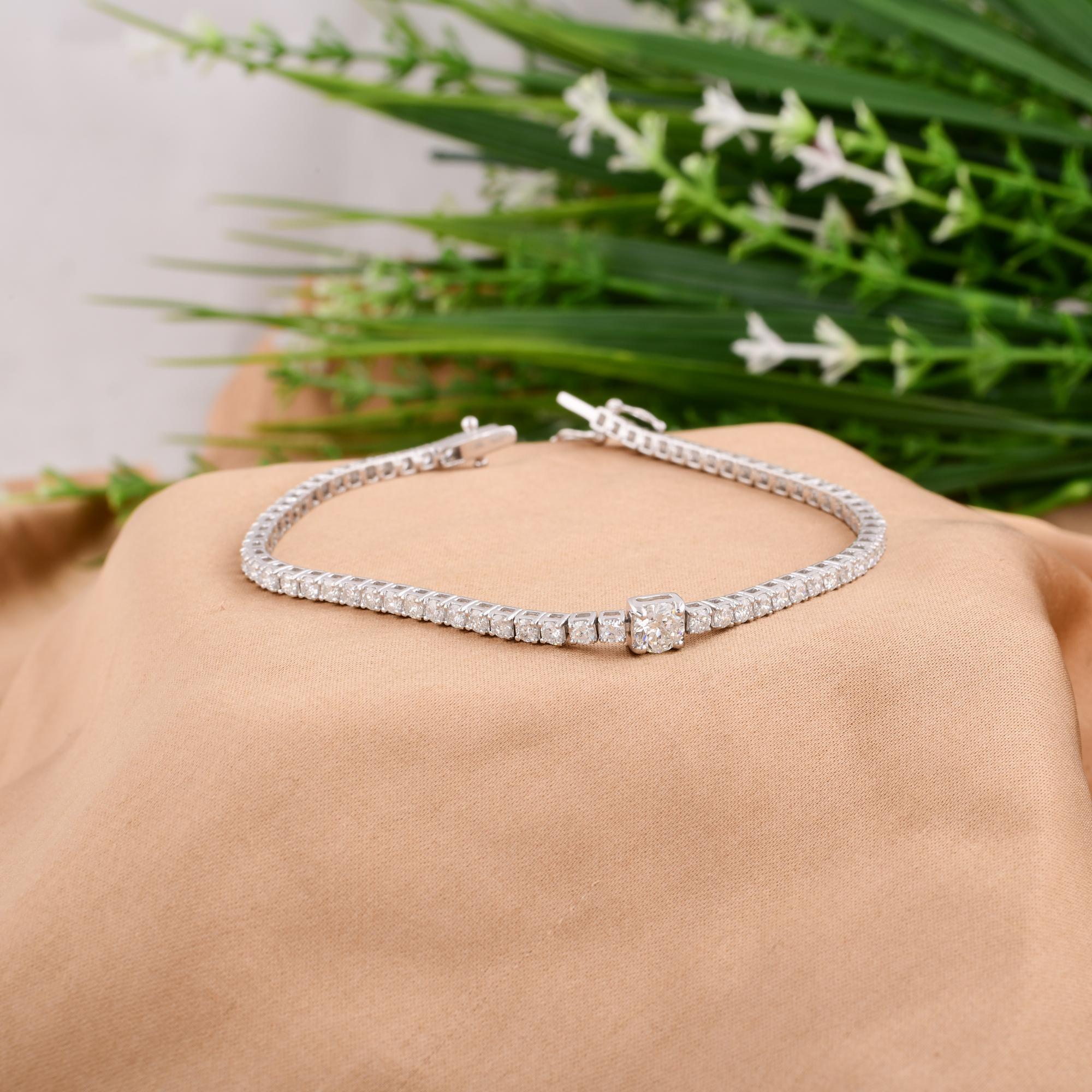 Bracciale tennis con diamanti tondi naturali da 3,22 carati in oro bianco 14 carati In condizioni Nuovo in vendita a Diera, Dubai