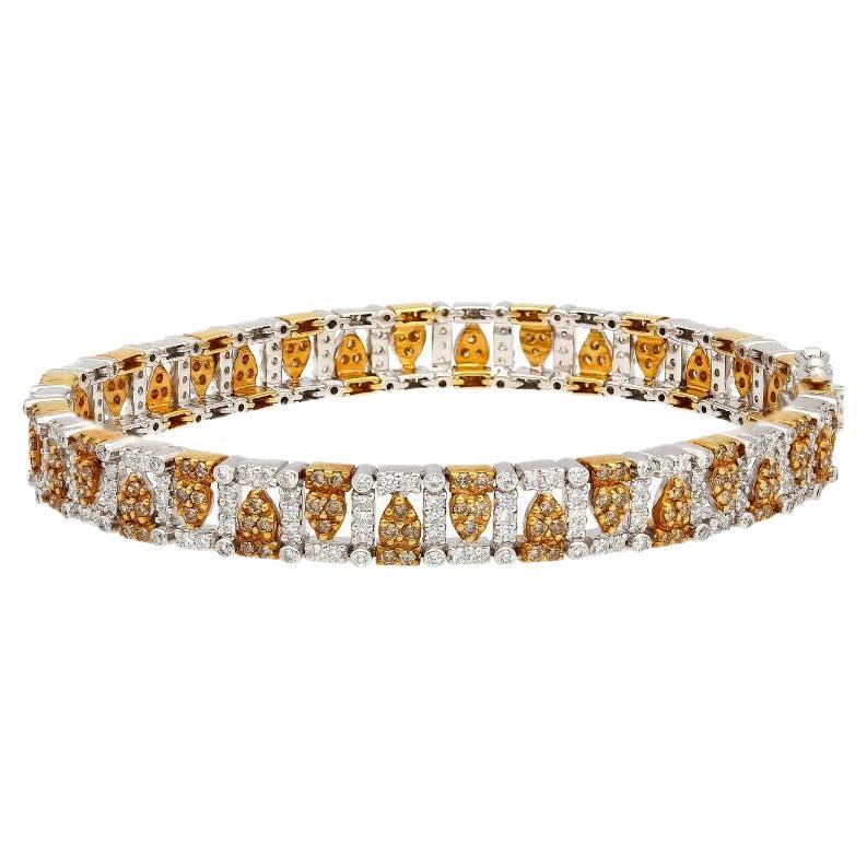 3.22 Carat TW Fancy Brown & White Diamonds in Patterned 18K White & Yellow Gold en vente