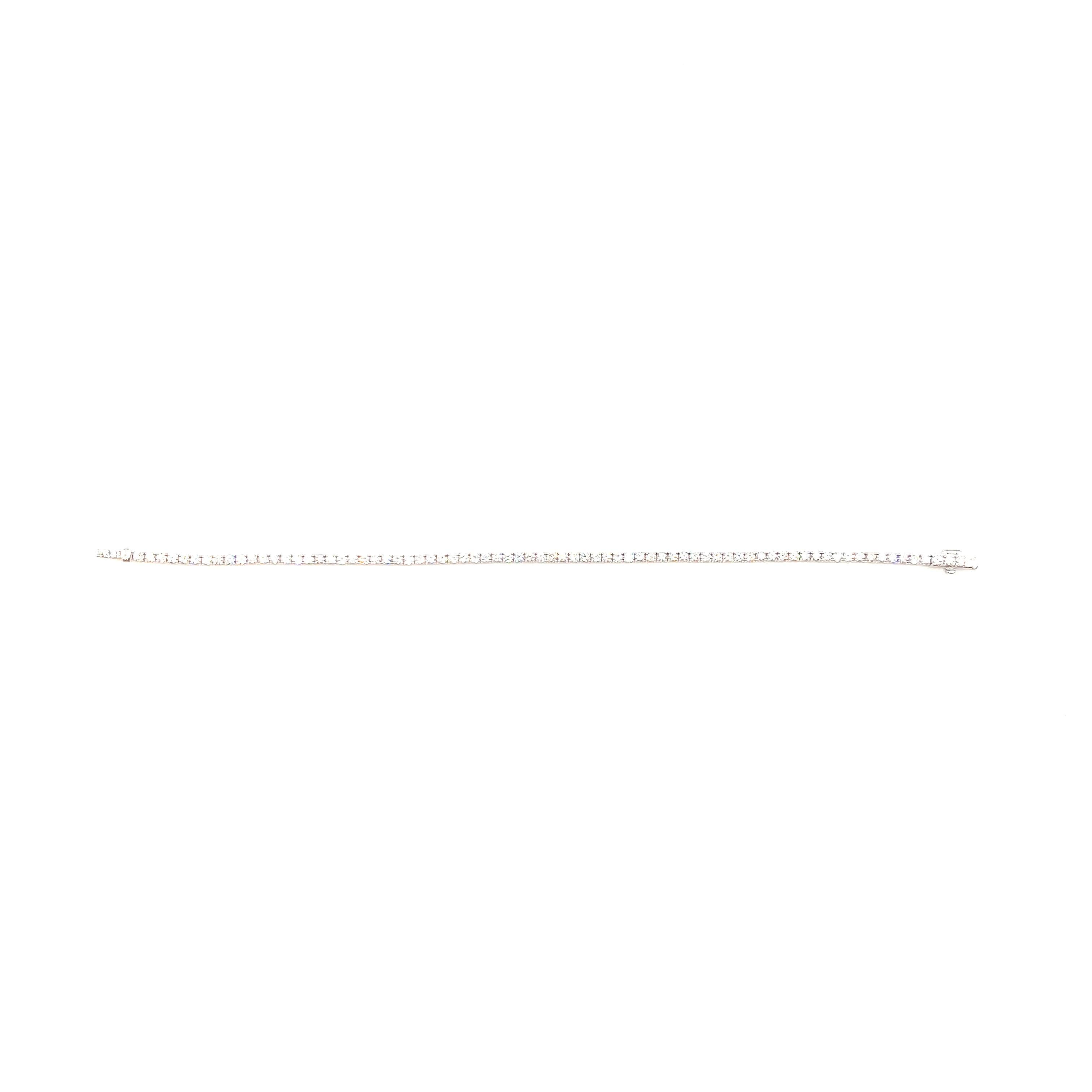 Round Cut 3.22 ct Diamond Tennis Bracelet