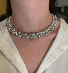 Collar Alexander Beverly Hills de diamantes de 32,20 ct y oro blanco de 18k