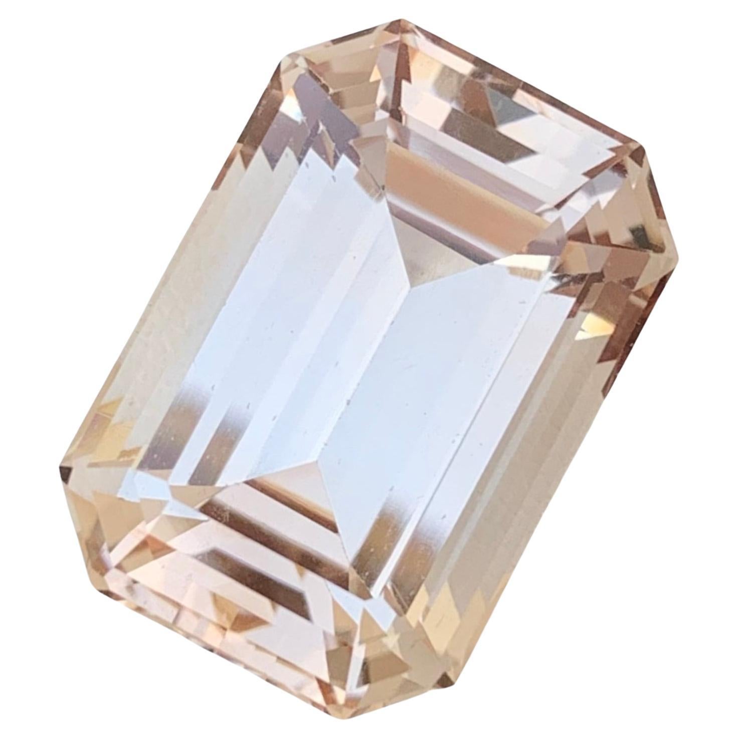 32.25 Carats Natural Loose Imperial Color Golden Topaz For Necklace Jewellery  For Sale