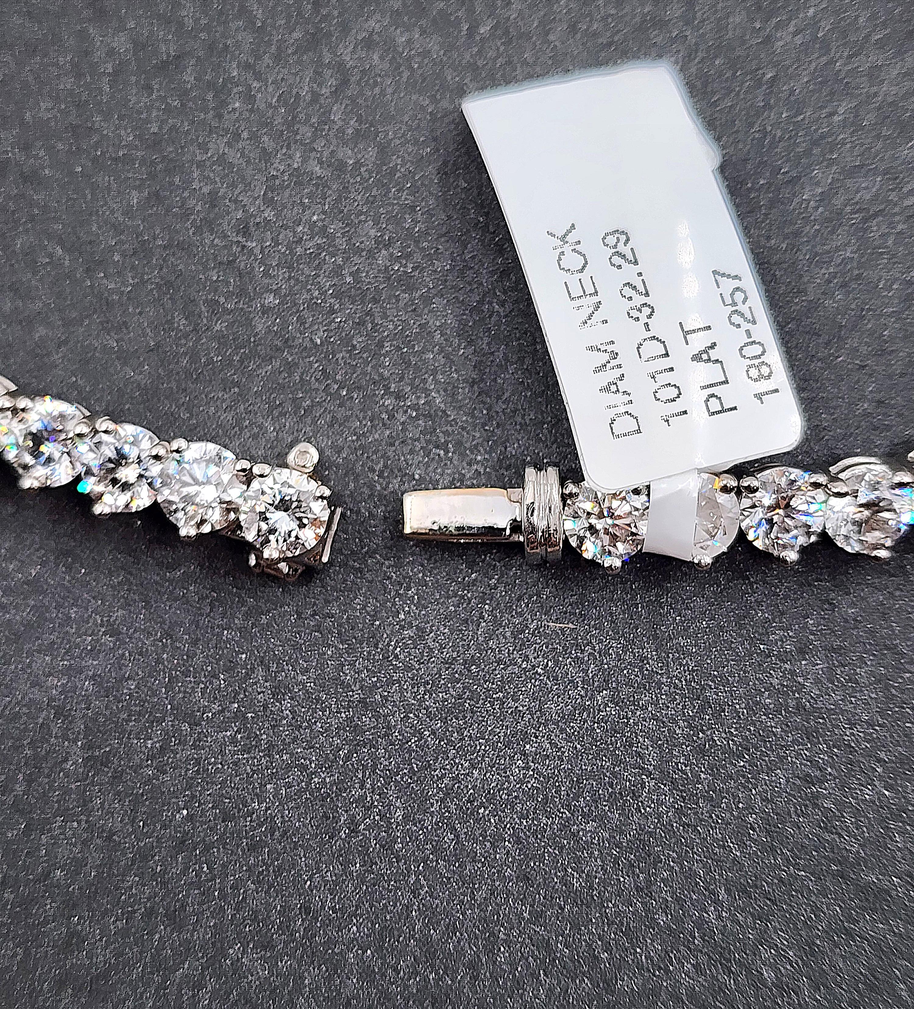 Collier de tennis à 3 diamants de 32,29 ct Unisexe en vente