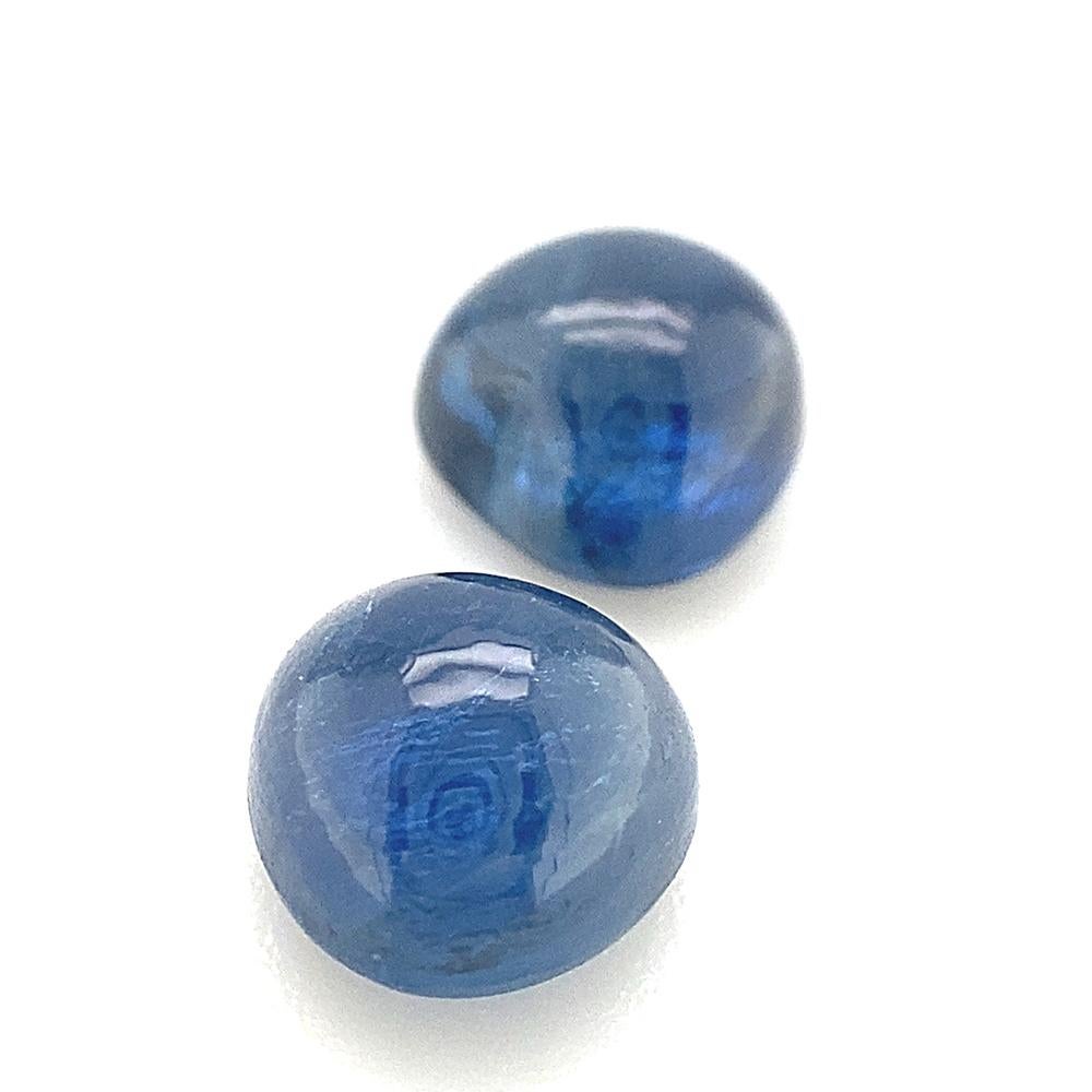Paire de saphirs bleus en forme de cœur cabochon non chauffés de Thaïlande, 3,22 carats Unisexe en vente