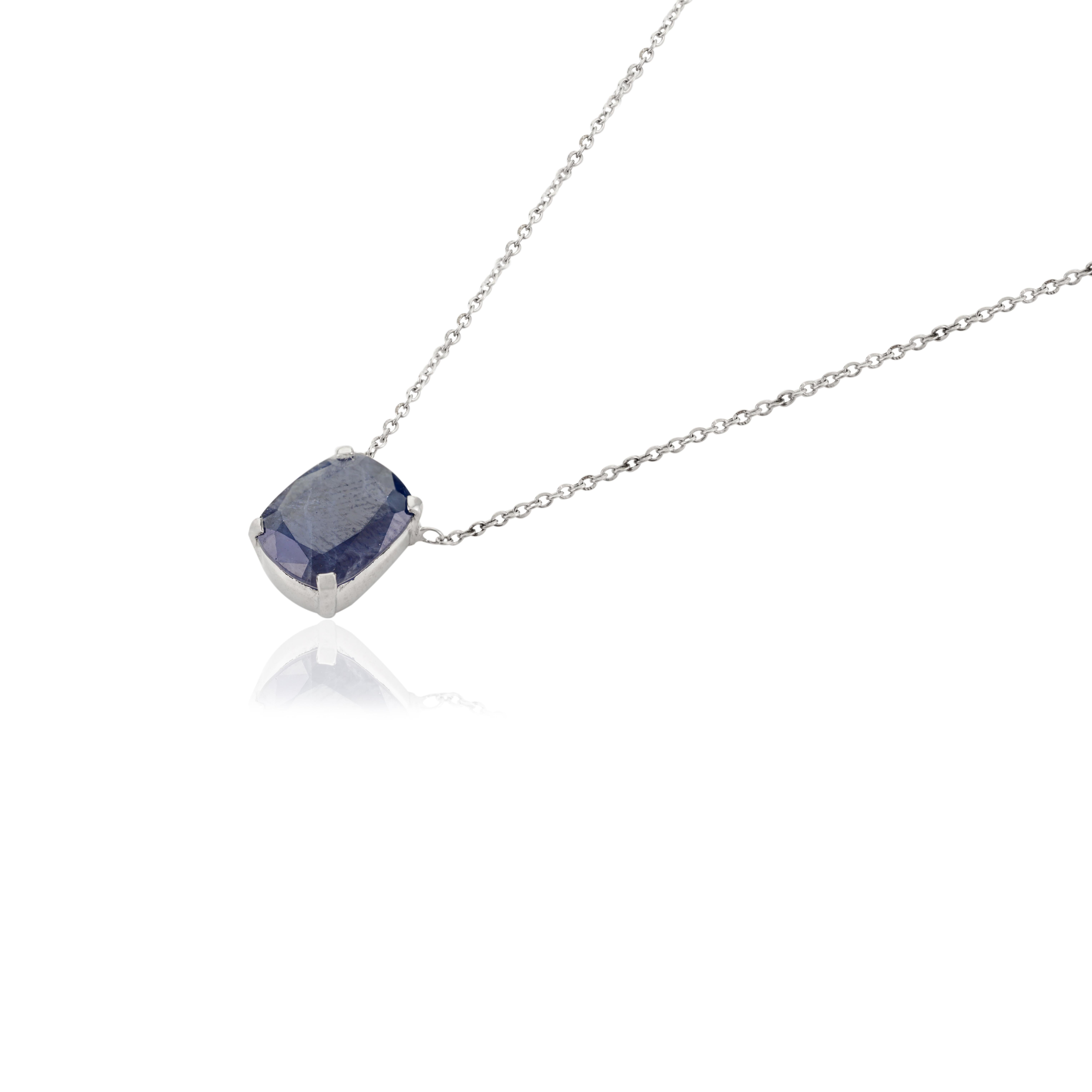 3.22cts Octagon Cut Blue Sapphire Pendant Necklace with Chain in 18K White Gold In New Condition For Sale In New York, NY