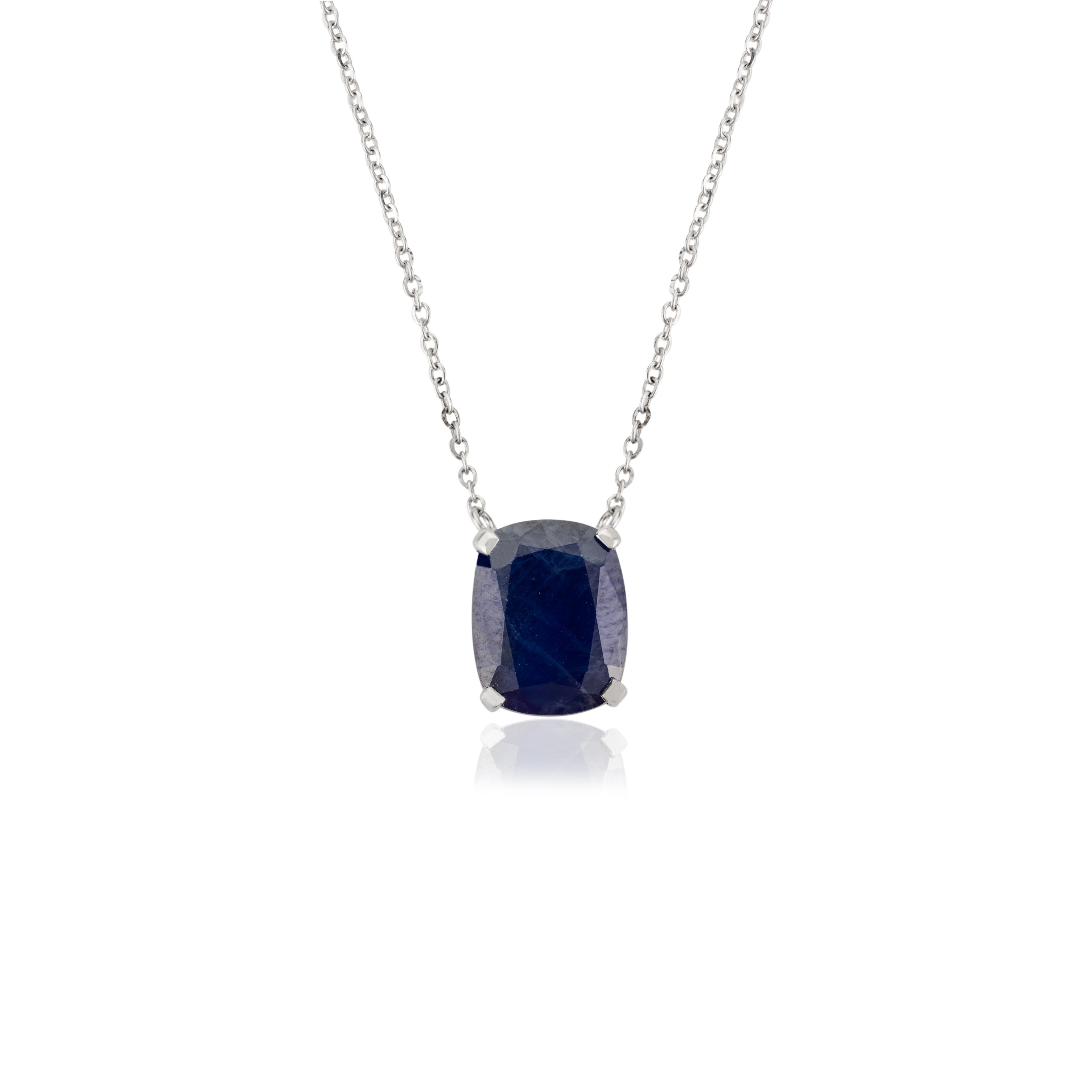 3.22cts Octagon Cut Blue Sapphire Pendant Necklace with Chain in 18K White Gold For Sale 1