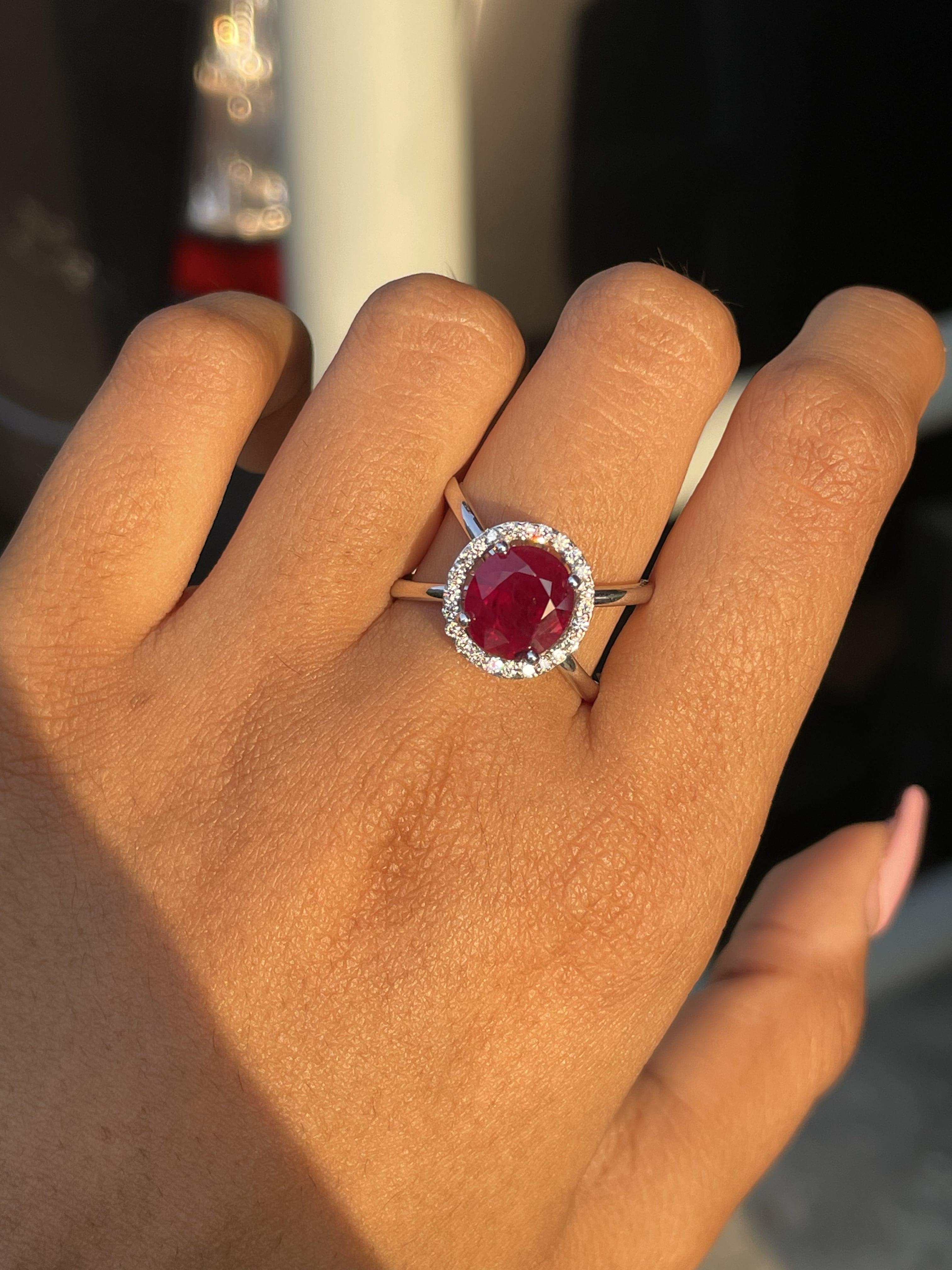 18K White Gold Fancy Cross Band 3.23 Ct Round Mozambique Ruby Ring For Sale 4