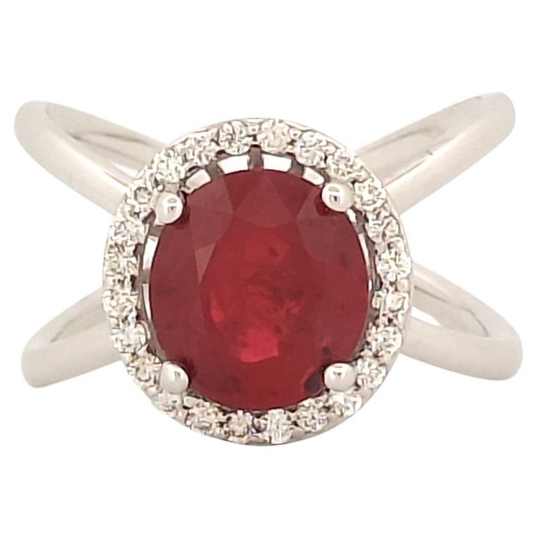 18K White Gold Fancy Cross Band 3.23 Ct Round Mozambique Ruby Ring For Sale