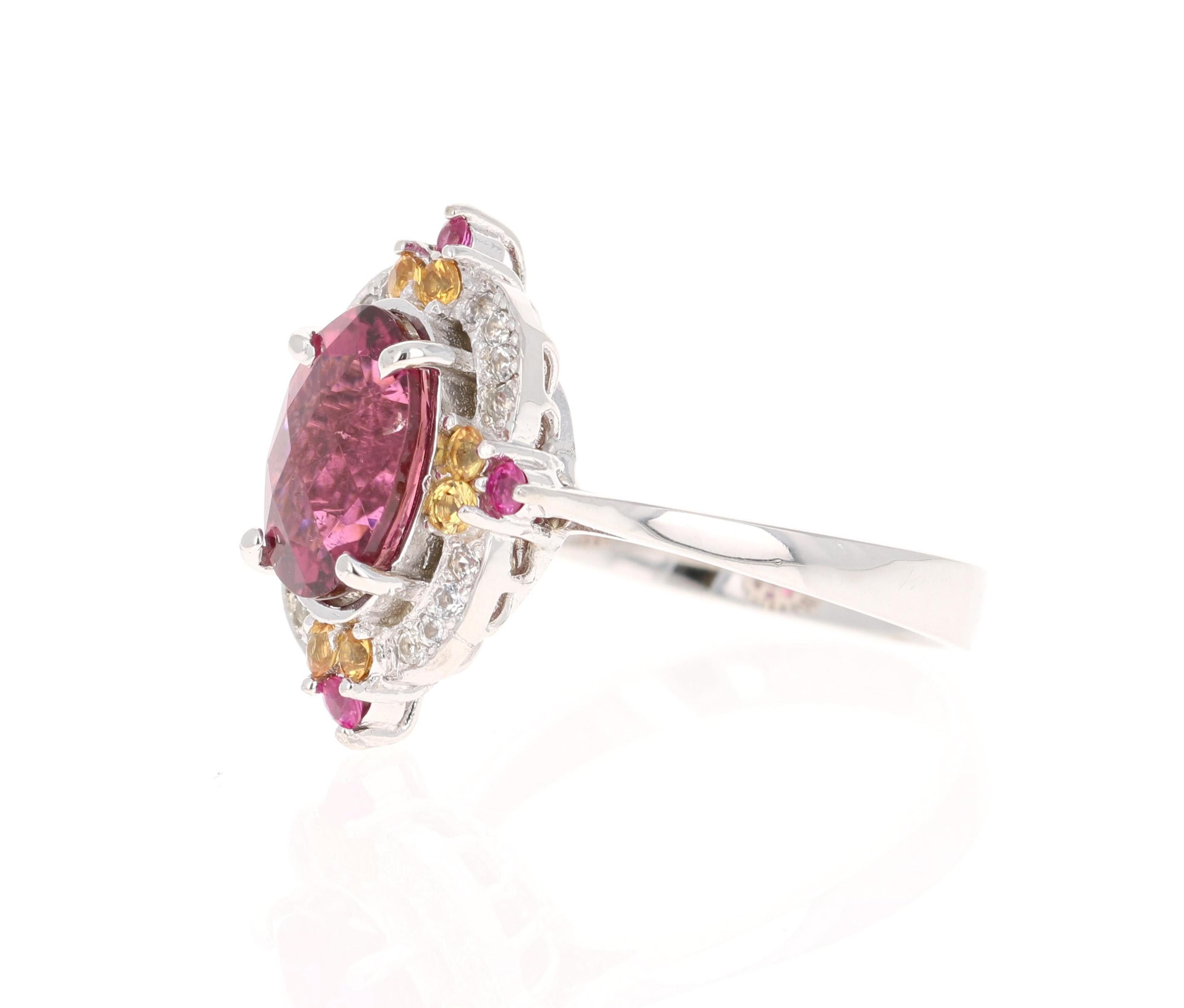 Contemporary 3.23 Carat Tourmaline Sapphire White Gold Cocktail Ring For Sale