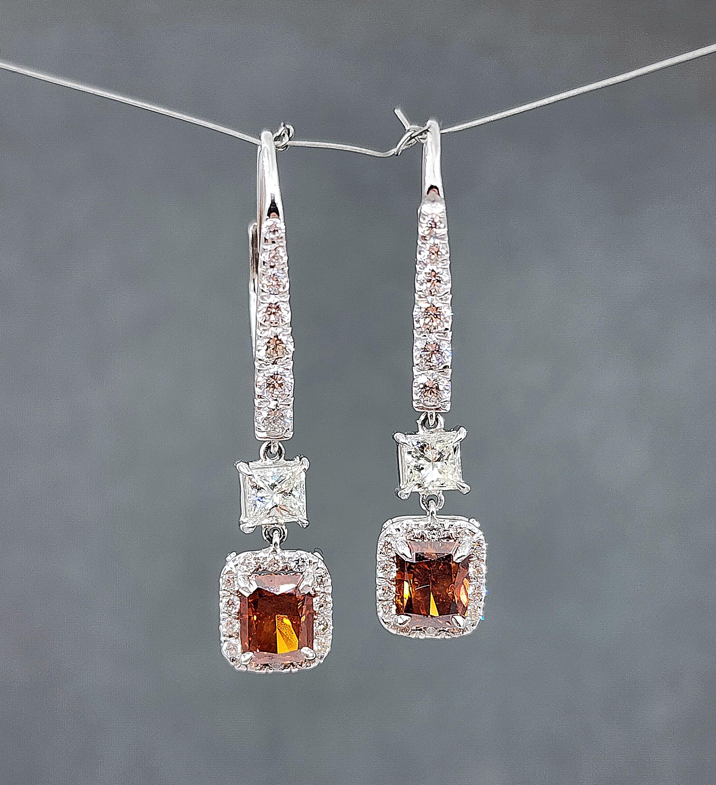 3,23 Karat GIA-zertifizierte natürliche Fancy Orange & Diamant-Ohrringe