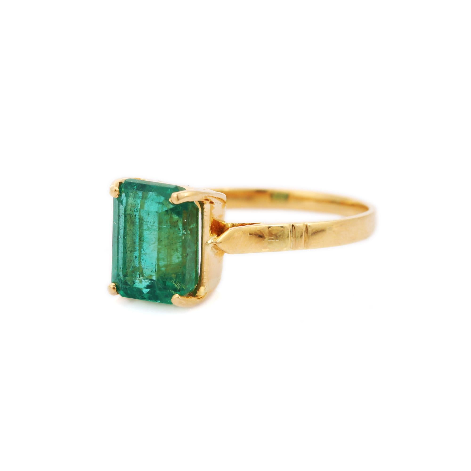 For Sale:  3.23 Ct Natural Octagon Emerald Solitaire Ring in 18K Yellow Gold, Emerald Ring 4