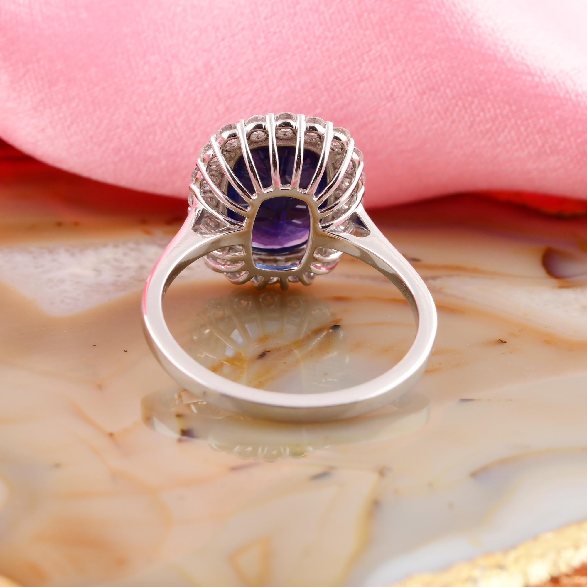 En vente :  3.23 Ct Oval Blue Sapphire 0.53 Ct Diamond Halo 18k White Gold Engagement Ring 2