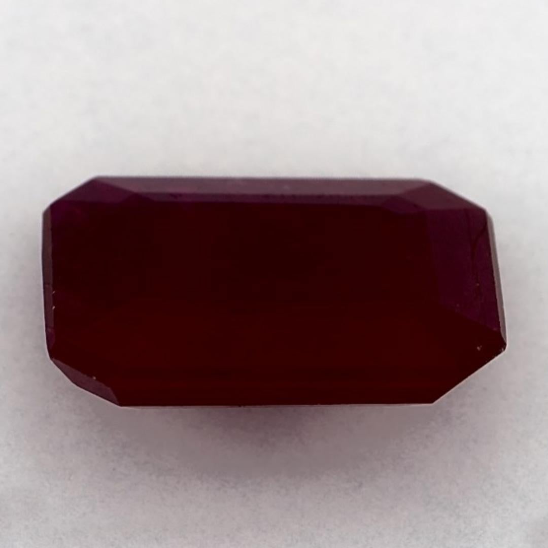 Women's 3.23 Ct Ruby Octagon Cut Loose Gemstone For Sale