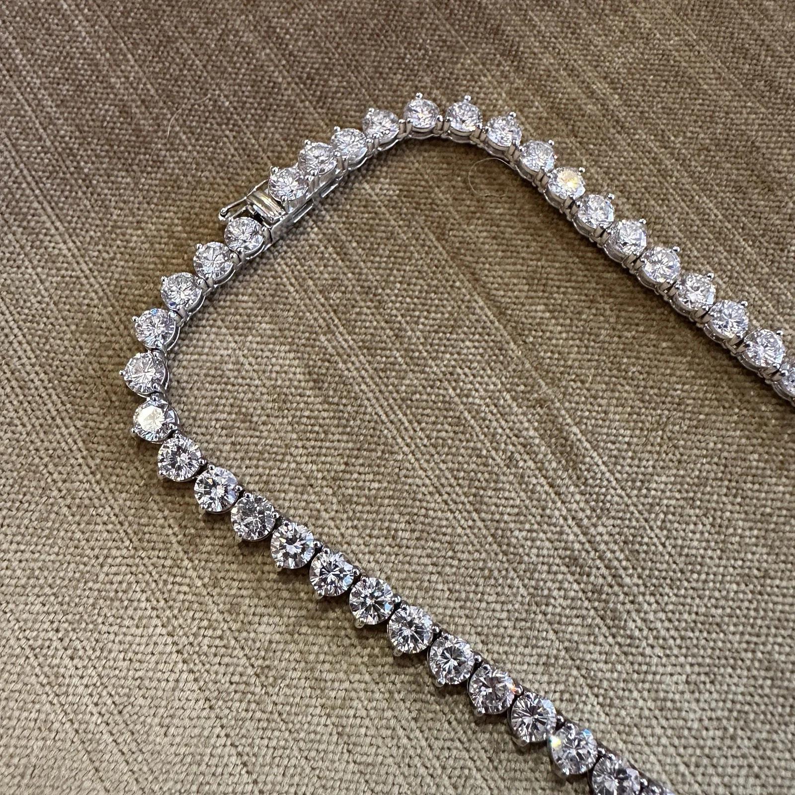 De las mujeres Collar Tenis de Diamantes Naturales de 32,32 quilates en Oro Blanco de 18 quilates de 16,5 pulgadas en venta