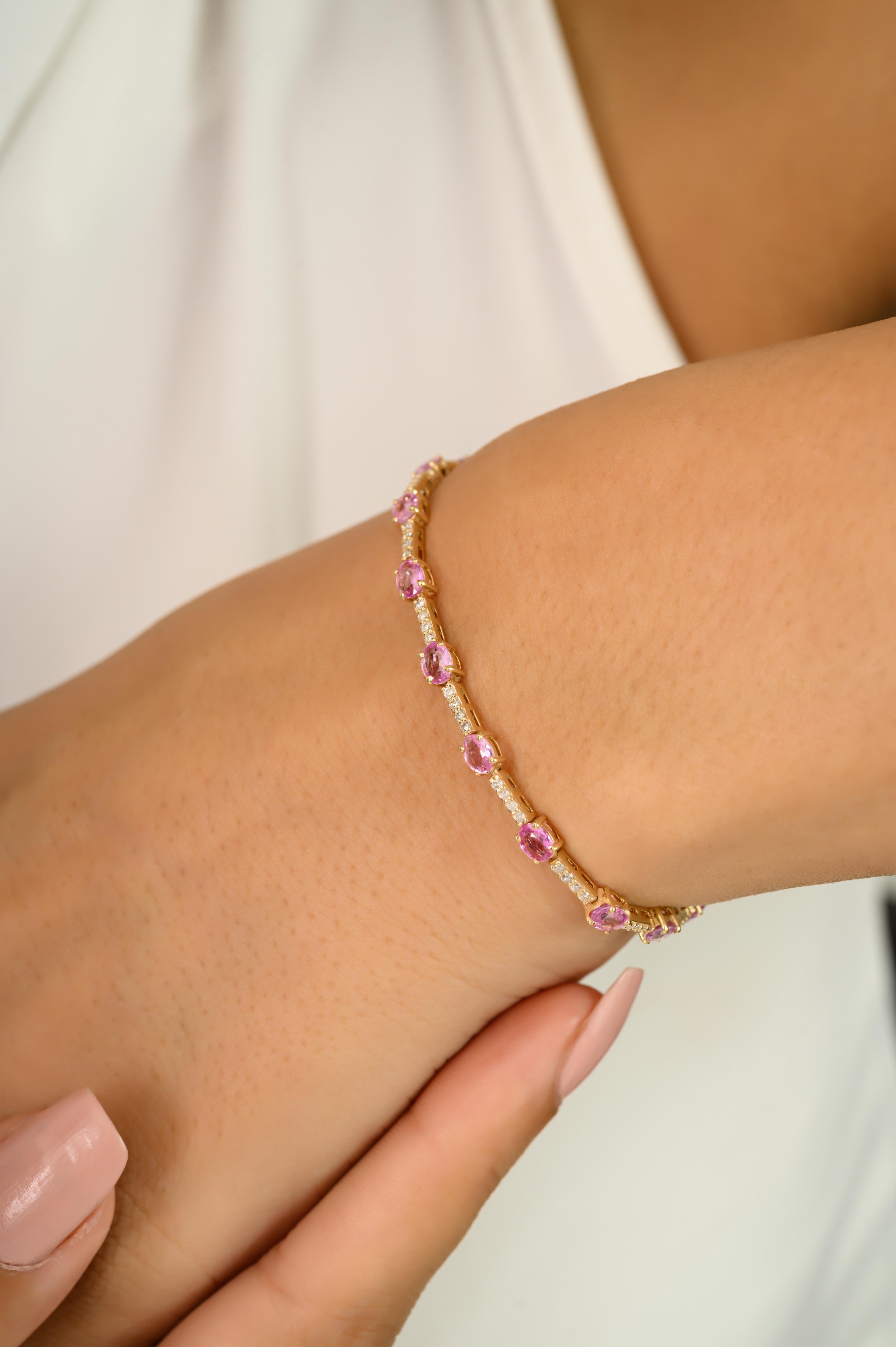 Oval Cut 3.23Ct Pink Sapphire and Diamond Tennis bracelet in 14K Yellow Gold Fine Jewelry For Sale