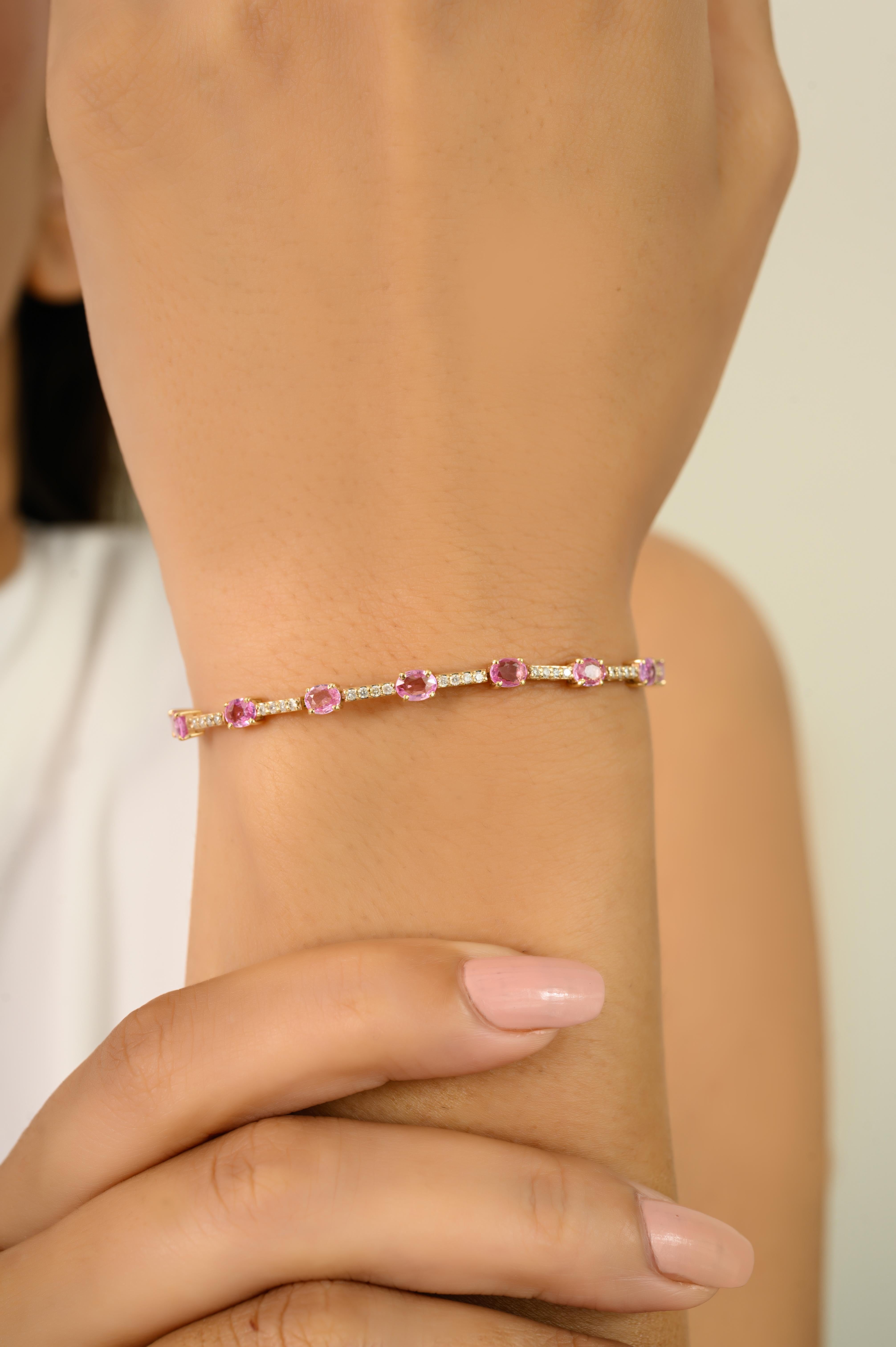 3.23Ct Pink Sapphire and Diamond Tennis bracelet in 14K Yellow Gold Fine Jewelry For Sale 2