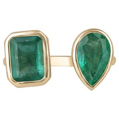 3.23tcw 14K Emerald Two-Stone Toi et Moi Ring - Bezel Set Emerald & Pear Cut