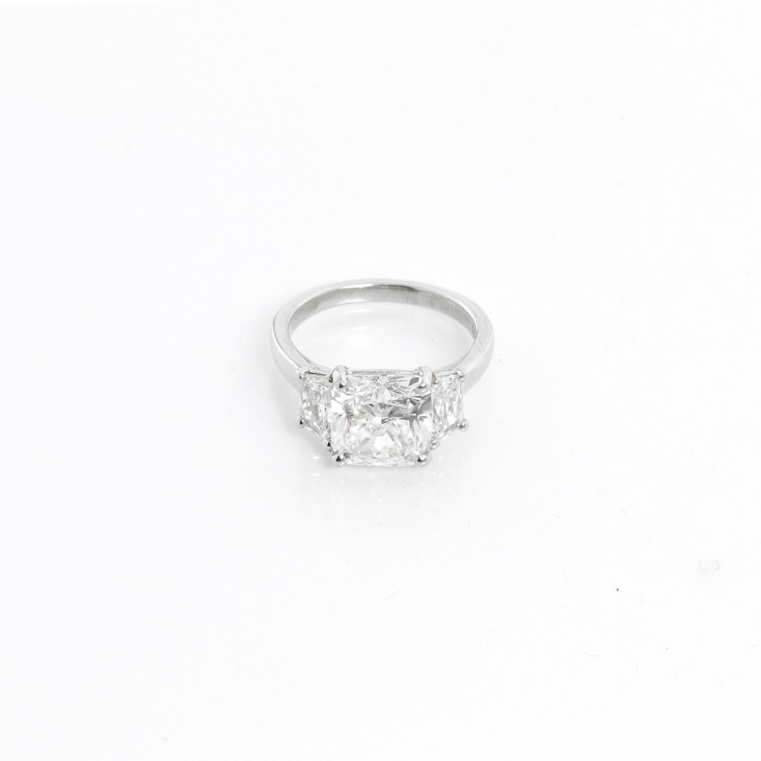 3.24 Carat Cushion Cut Diamond Engagement Ring Size 4.5 For Sale 1