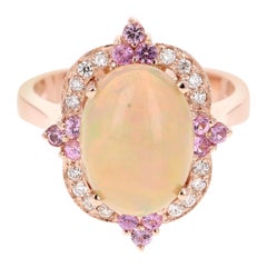 Ring aus 18 Karat Roségold mit 3,24 Karat Opal und Diamant