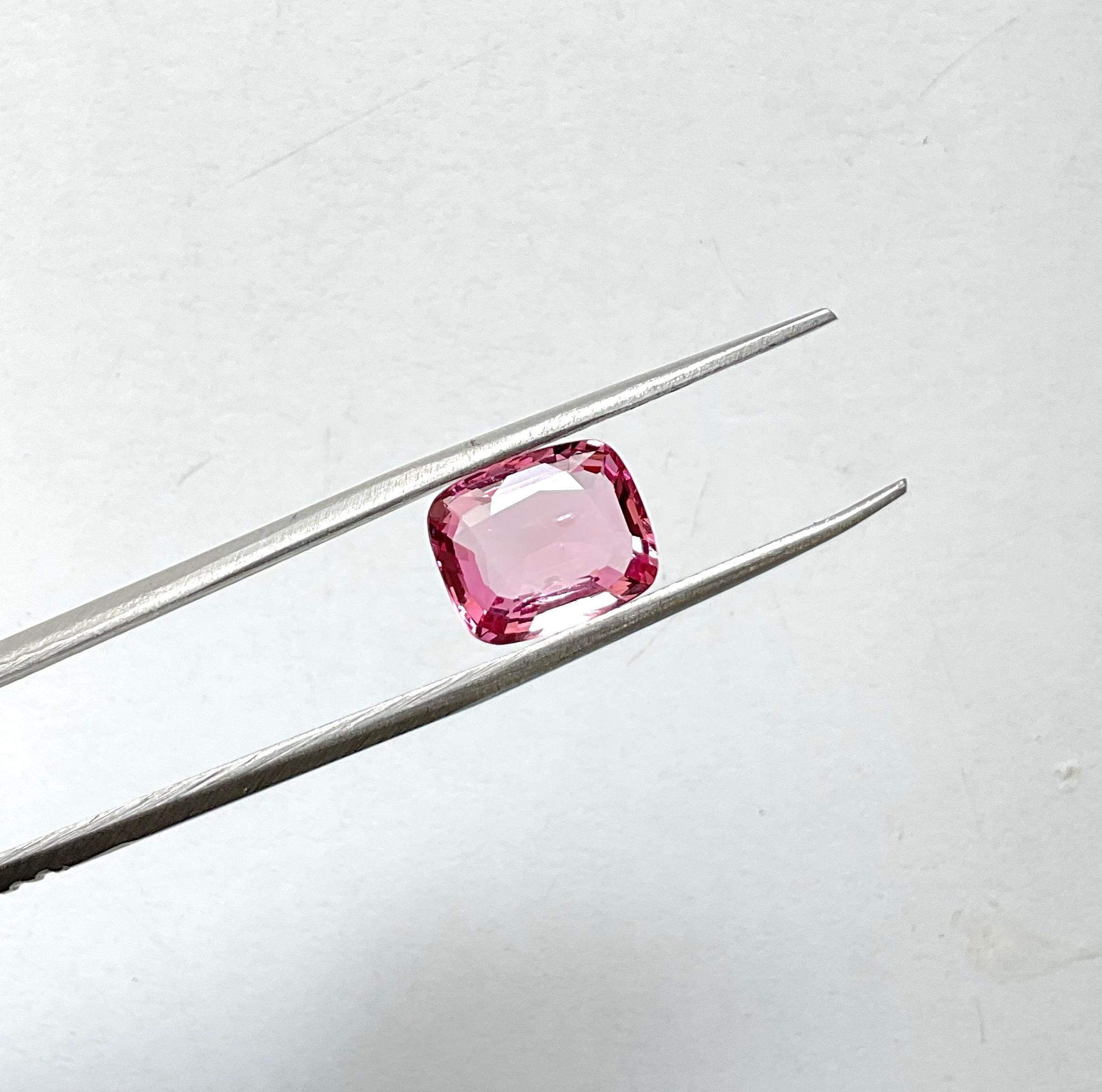 3.24 Carat spinel cushion cut stone for jewelry natural gemstone top quality For Sale 1