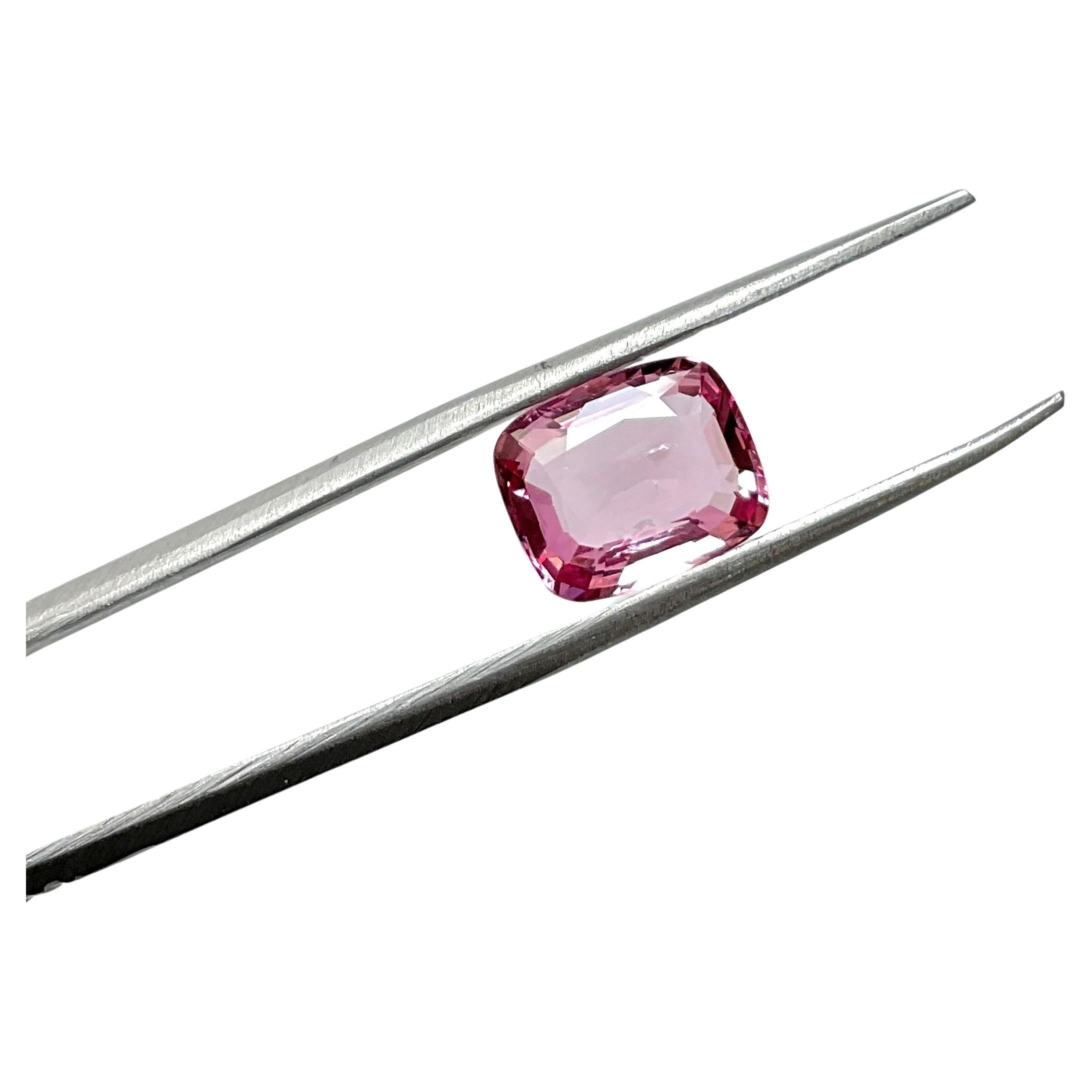 3.24 Carat spinel cushion cut stone for jewelry natural gemstone top quality For Sale