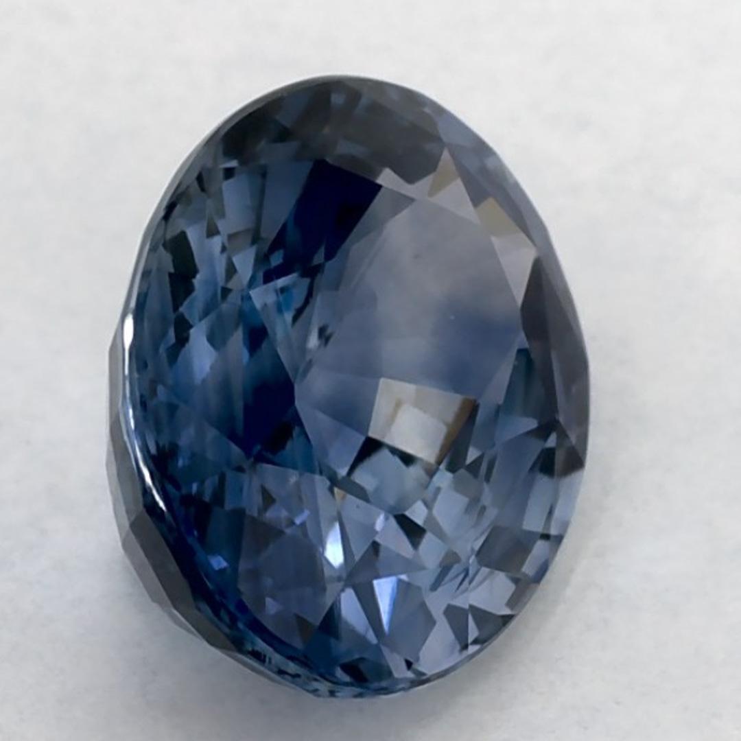 3.24 carati di zaffiro blu ovale sfuso in vendita 2