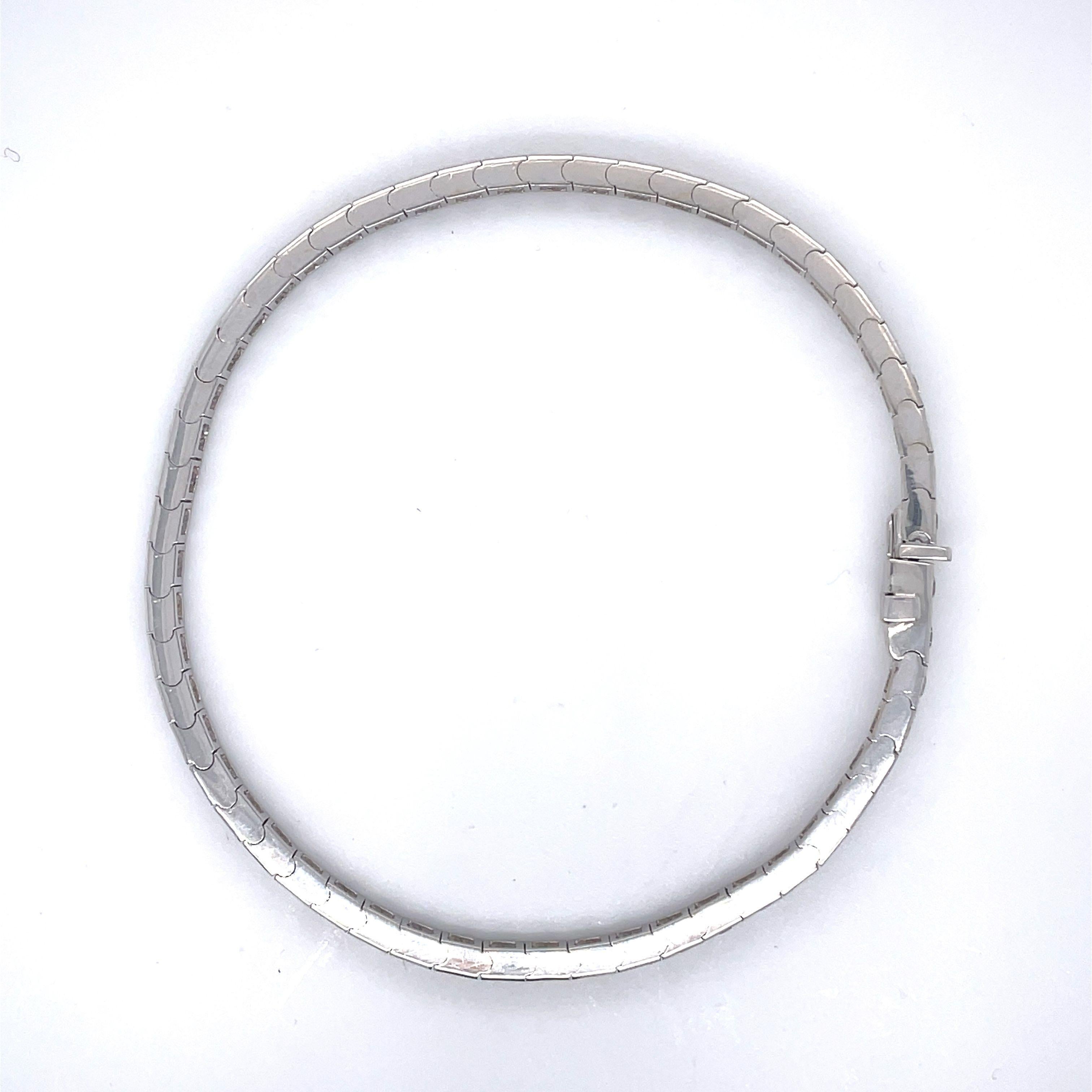 Women's  3.24CT Multi color Diamonds Tennis Bracelet, 18K white gold, AIG Certificated For Sale