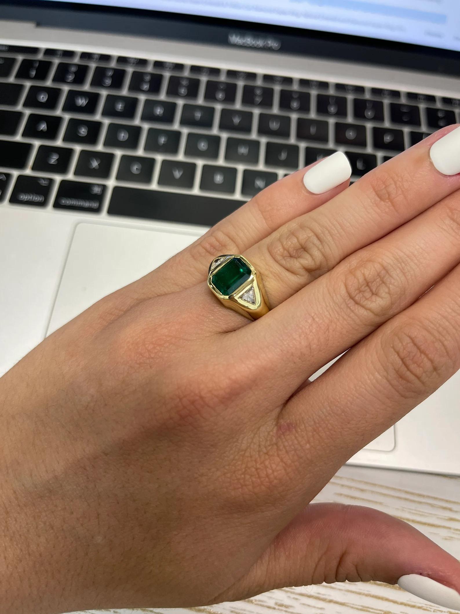 3.24tcw AAA+ Three Stone Green Emerald & Trillion Diamond Unisex Gypsy Ring 18K For Sale 1