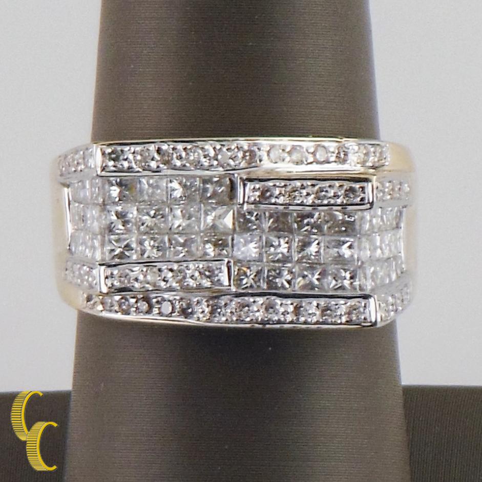 3,25 Karat 14 Karat Gelbgold Prinzessinnen- und Rundschliff Diamant Plakette Ring im Zustand „Gut“ im Angebot in Sherman Oaks, CA