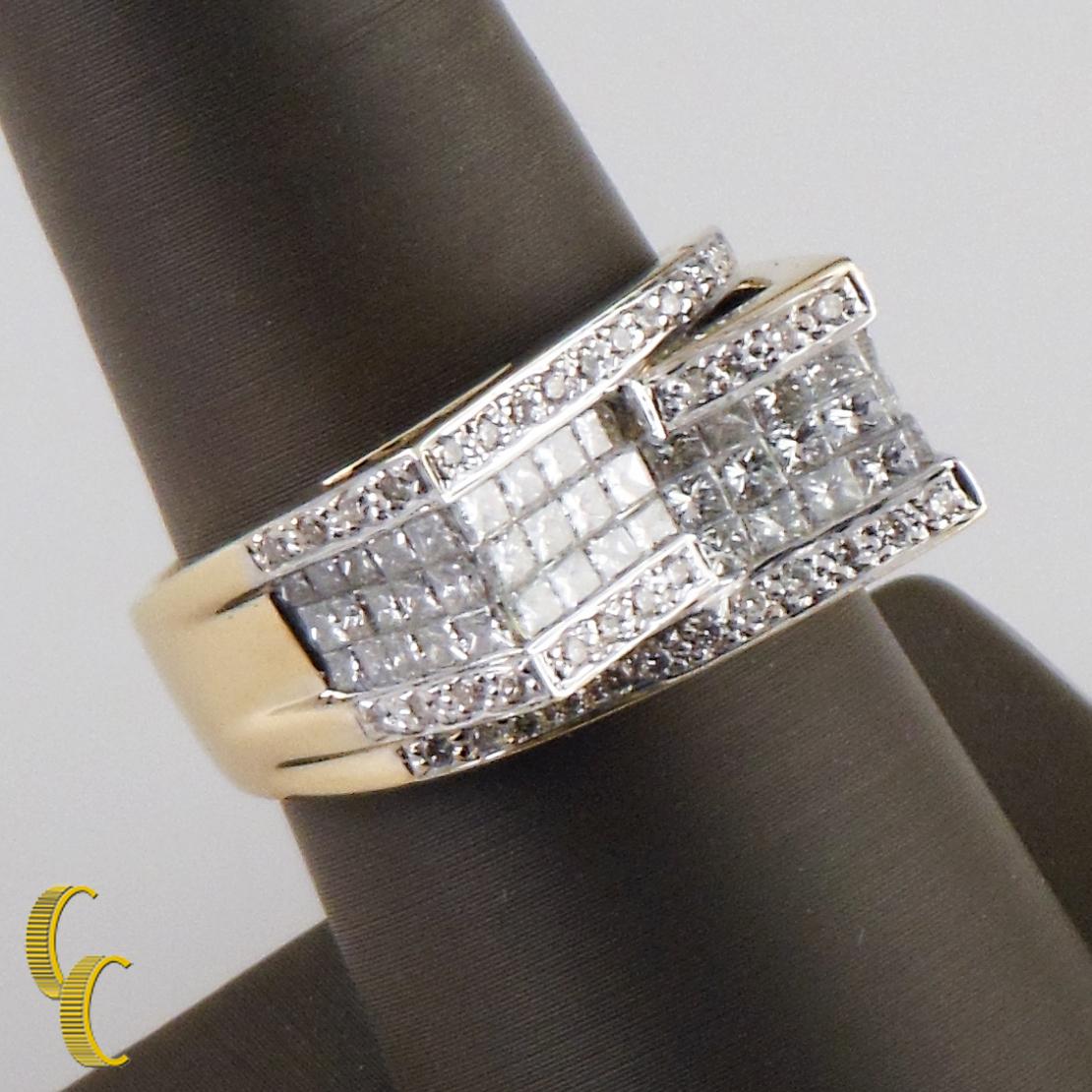 Women's 3.25 Carat 14 Karat Yellow Gold Princess and Round Cut Diamond Plaque Ring For Sale