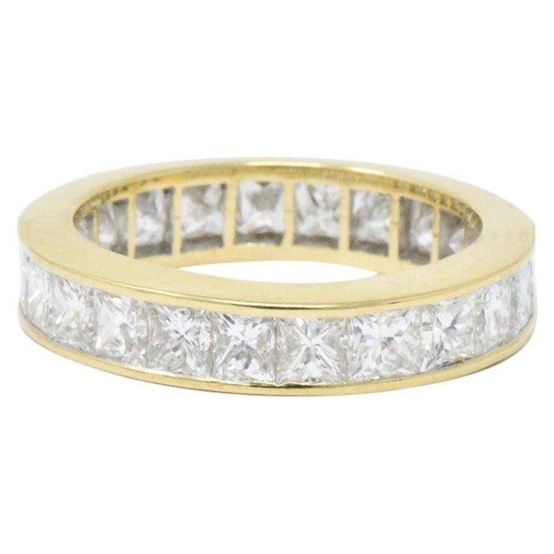 Dazzling 3.25 Carats Princess Cut Diamond 18 Karat Gold Eternity Band Ring