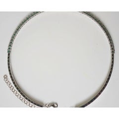 Collier ras du cou émeraude de 3,25 carats en or blanc 18 carats