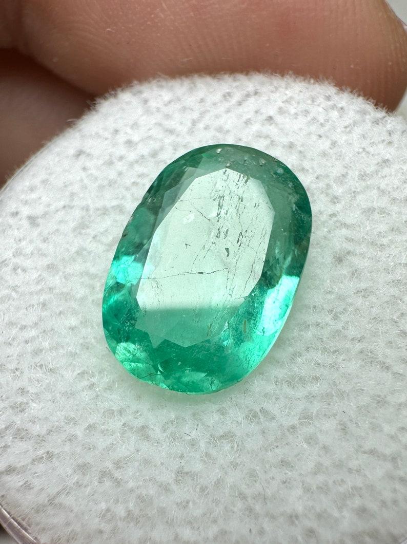 3,25 Quilates Esmeralda Verde Colombiana Talla Oval 12,5x8,6 - Gema Natal de Mayo Moderno en venta