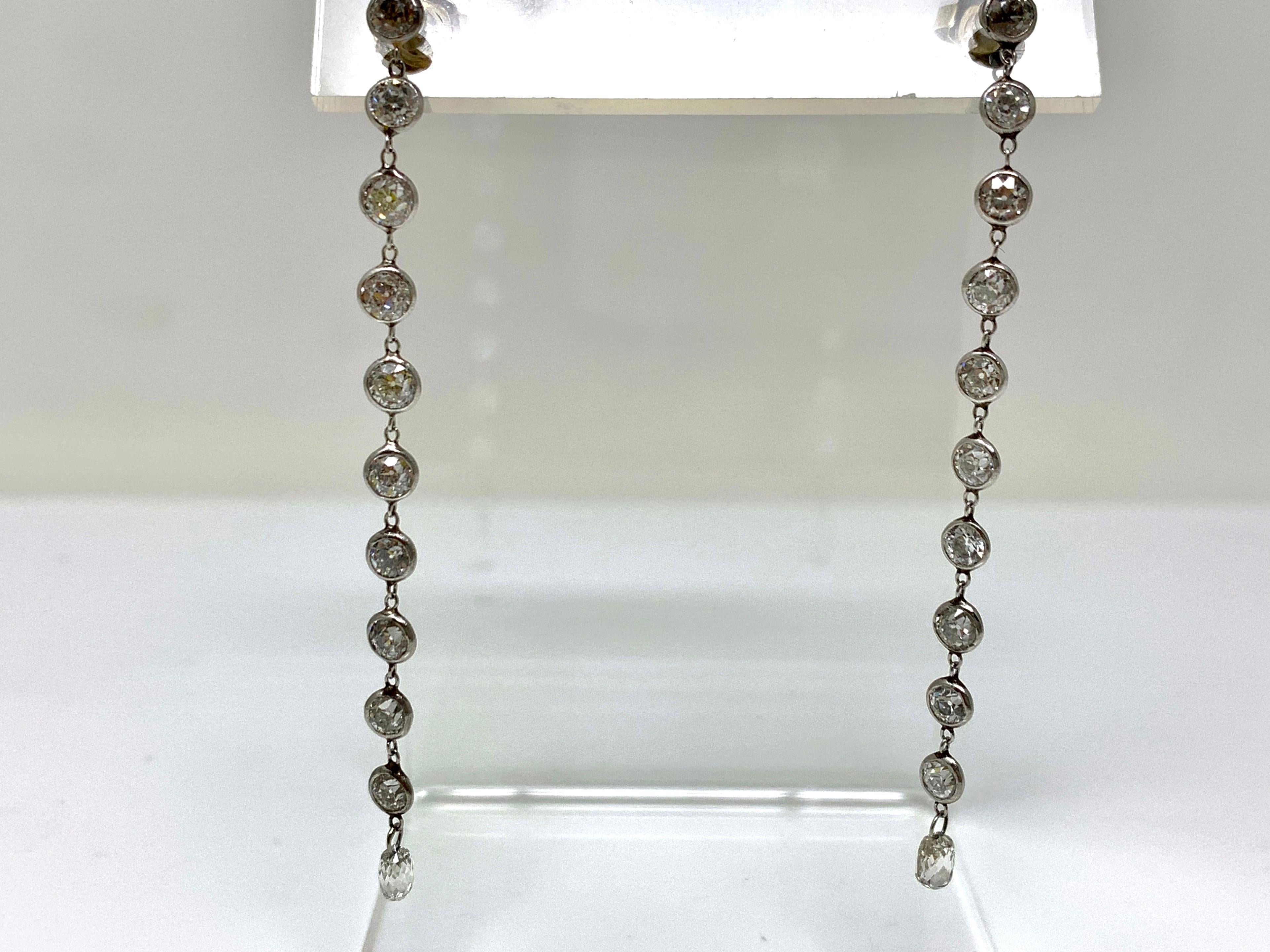 3.25 Carat Long Diamond Earrings in Platinum In New Condition For Sale In New York, NY