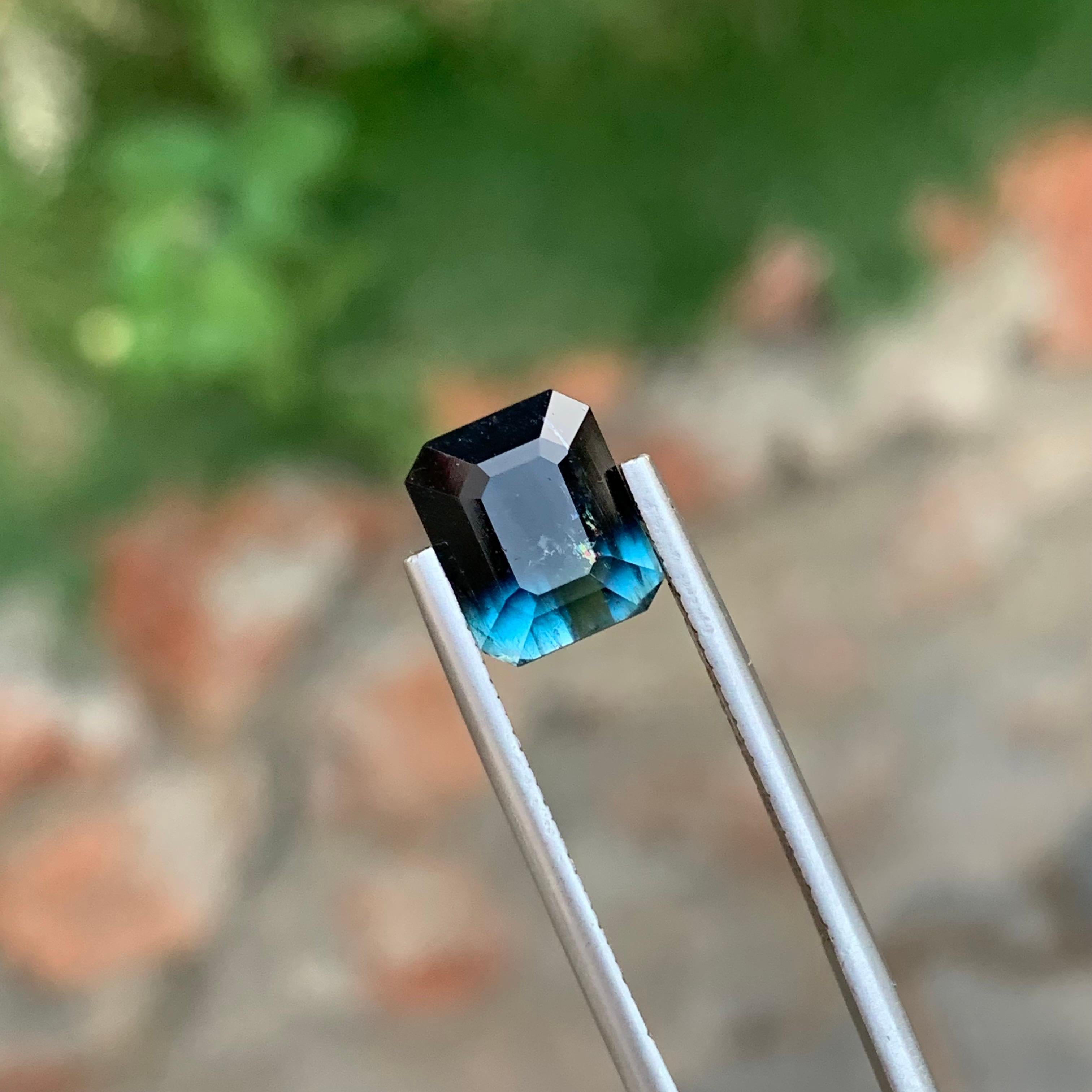 3.25 Carat Natural Loose Bi Colour Tourmaline Emerald Shape Gem From Earth Mine en vente 5