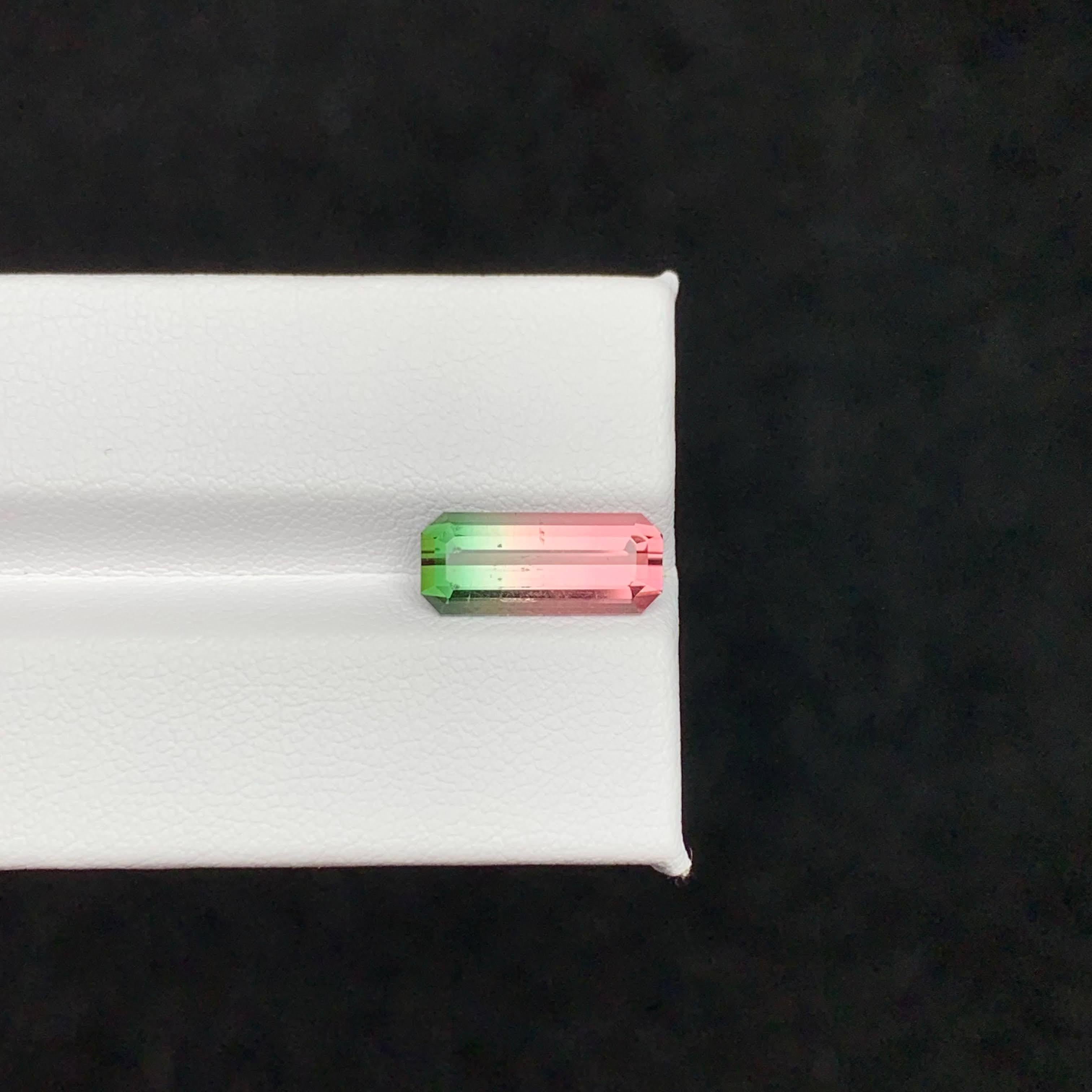 3.25 Carat Natural Loose Bicolor Watermelon Tourmaline Emerald Cut Afghan Gem en vente 1