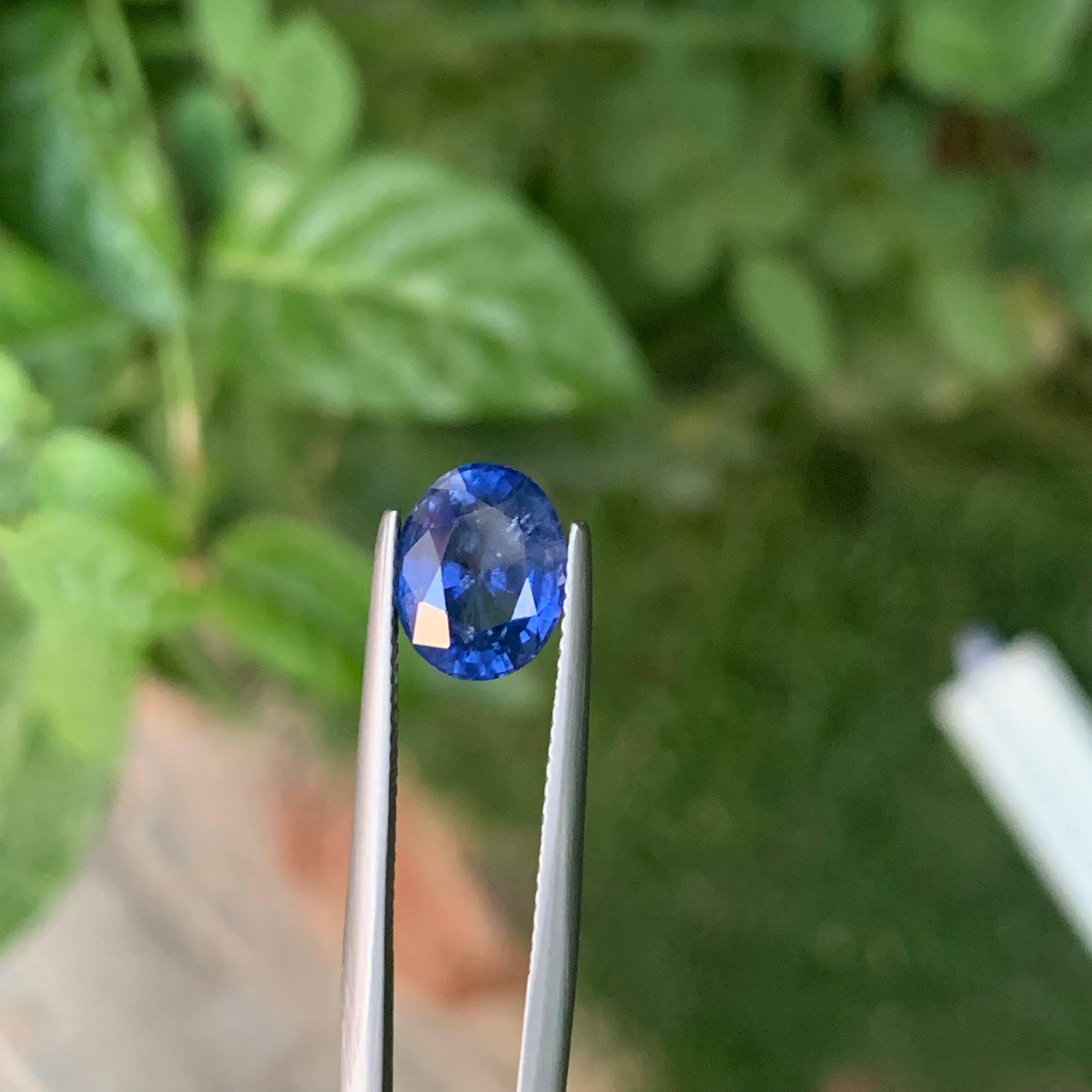 3,25 Karat Natürlicher loser feiner blauer Saphir Stein Ovalschliff Sri Lankanischer Edelstein für Damen oder Herren im Angebot