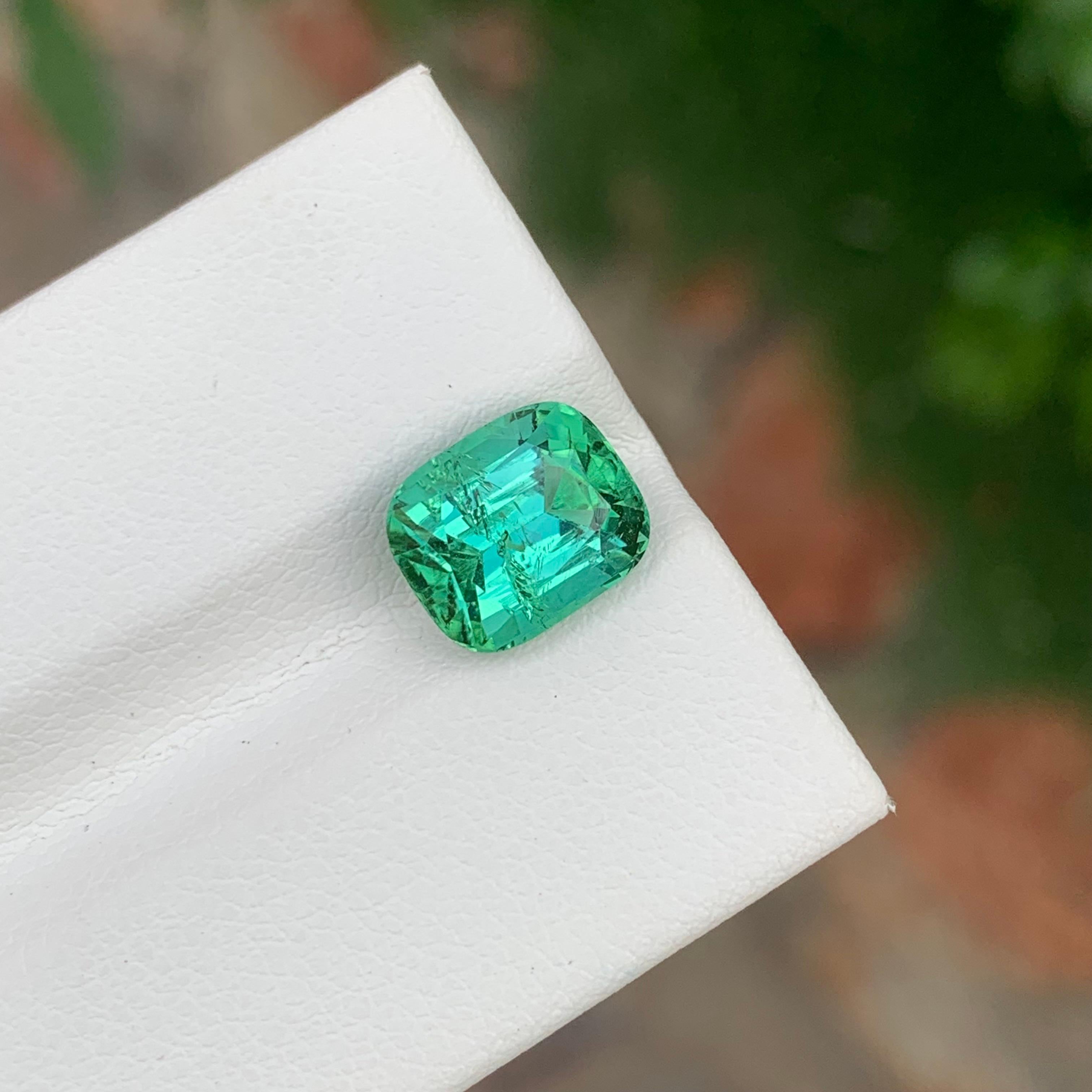 3.25 Carat Natural Loose Green Lagoon Tourmaline Cushion Shape Gemstone (pierre précieuse en forme de coussin) Neuf - En vente à Peshawar, PK