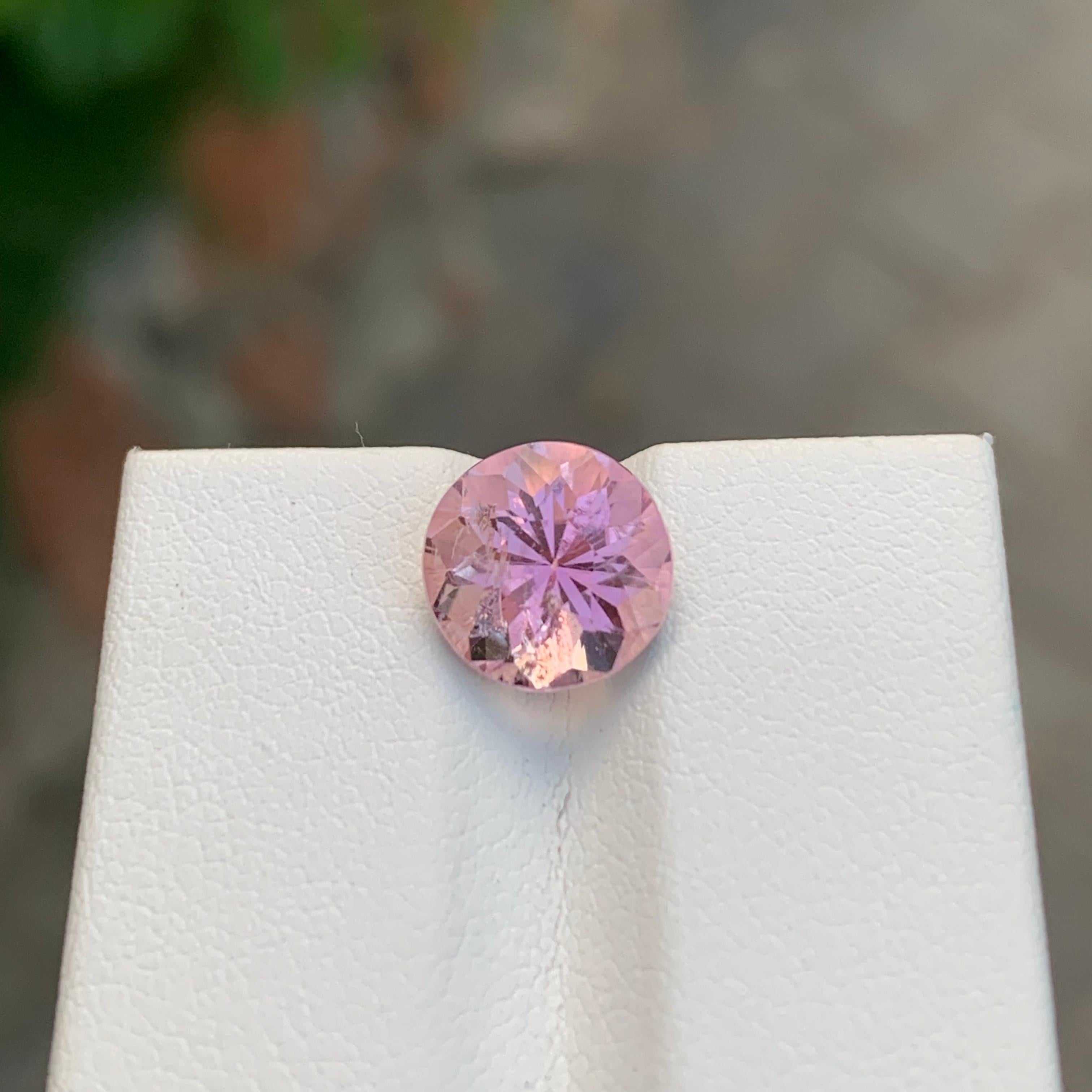 3,25 Karat natürlicher loser rosa Turmalin in runder Form für Schmuck für Damen oder Herren im Angebot