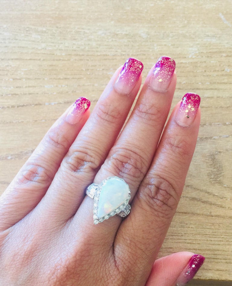 3.25 Carat Opal Diamond White Gold Cocktail Ring In New Condition In Los Angeles, CA