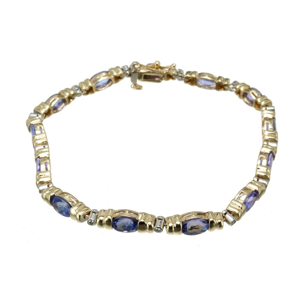 3.25 Carat Tanzanite Diamond Two Tone Gold Bracelet In Good Condition For Sale In Stamford, CT
