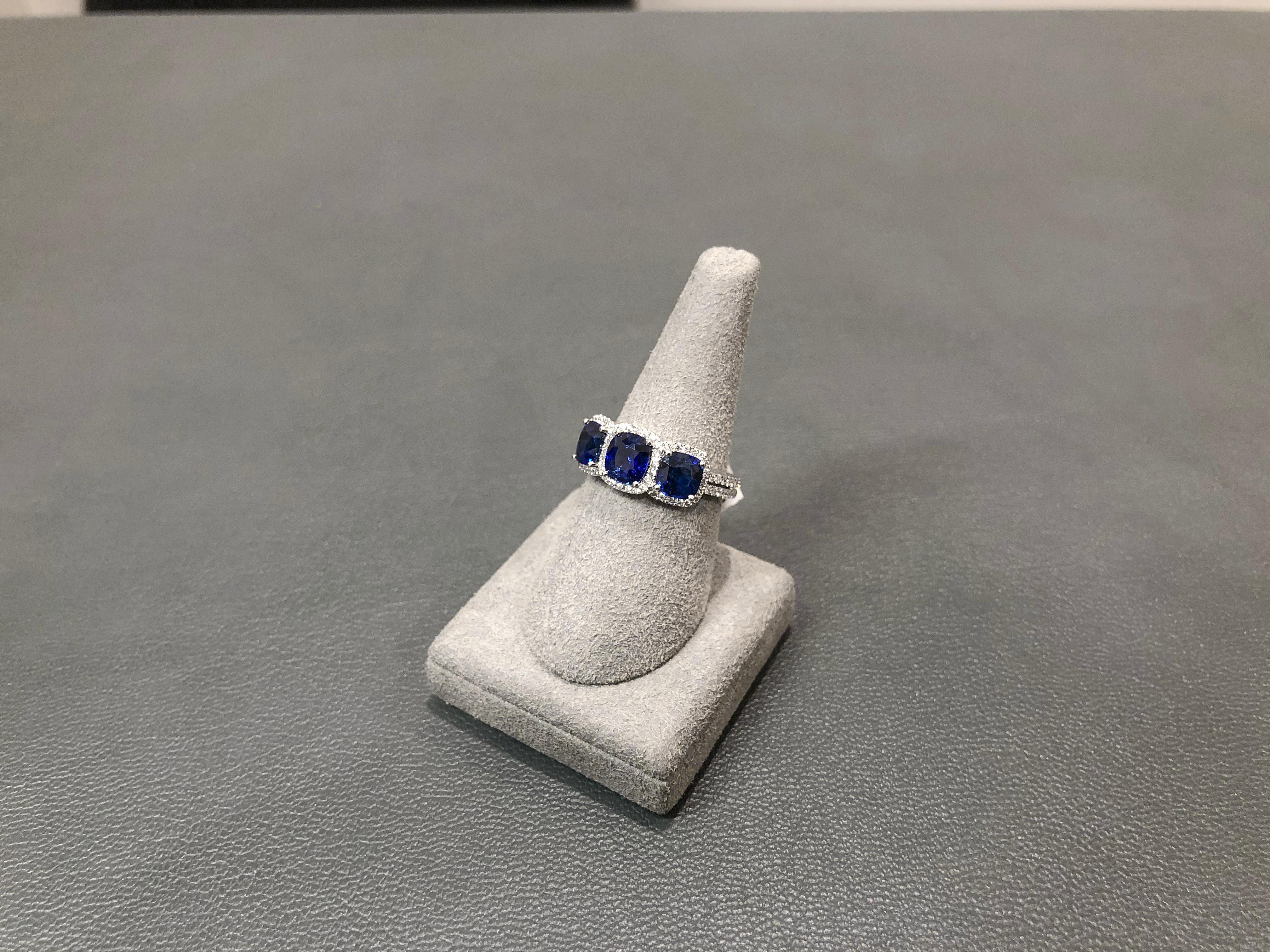 3.25 Carats Cushion Cut Blue Sapphire & Diamond Three Stone Halo Engagement Ring For Sale 2