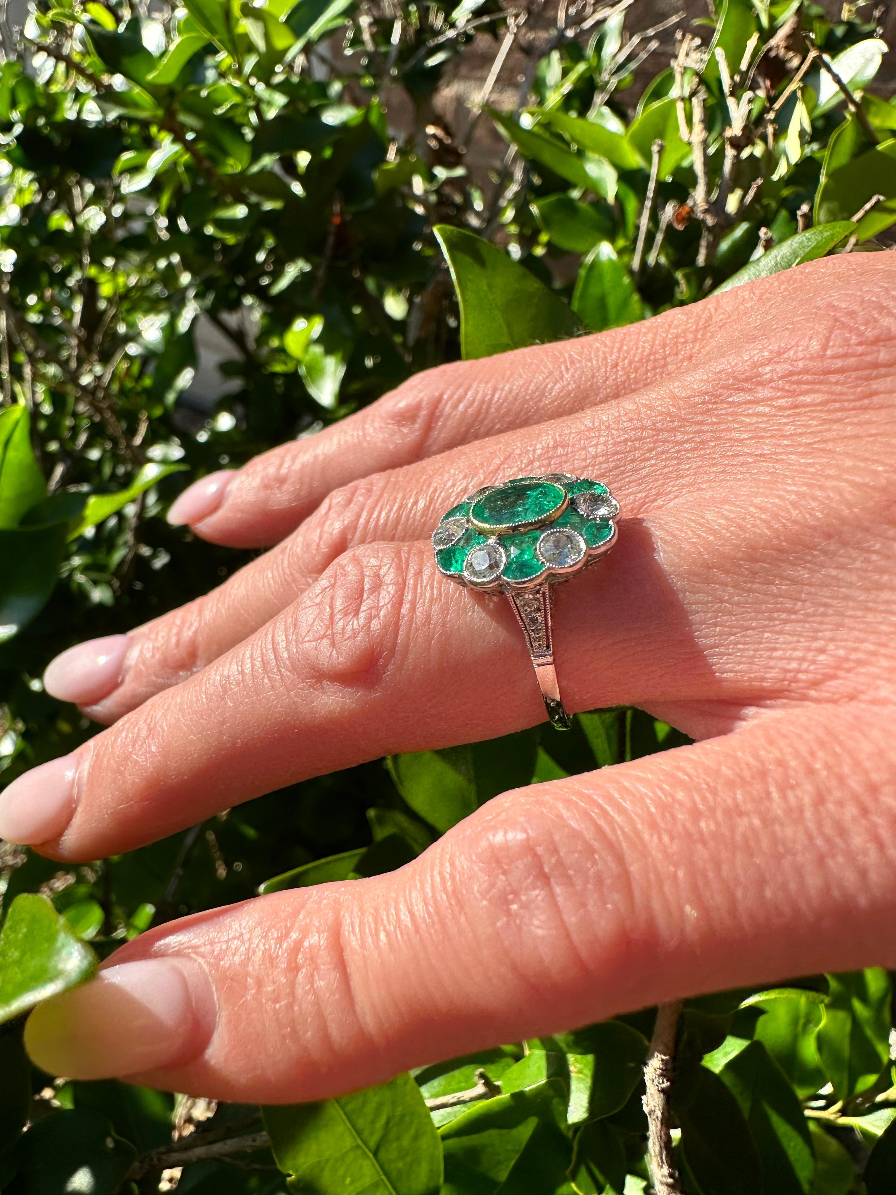 3.25 Carat Total AGL Certified Colombian Emerald Antique Ring Old Mine Diamonds For Sale 2