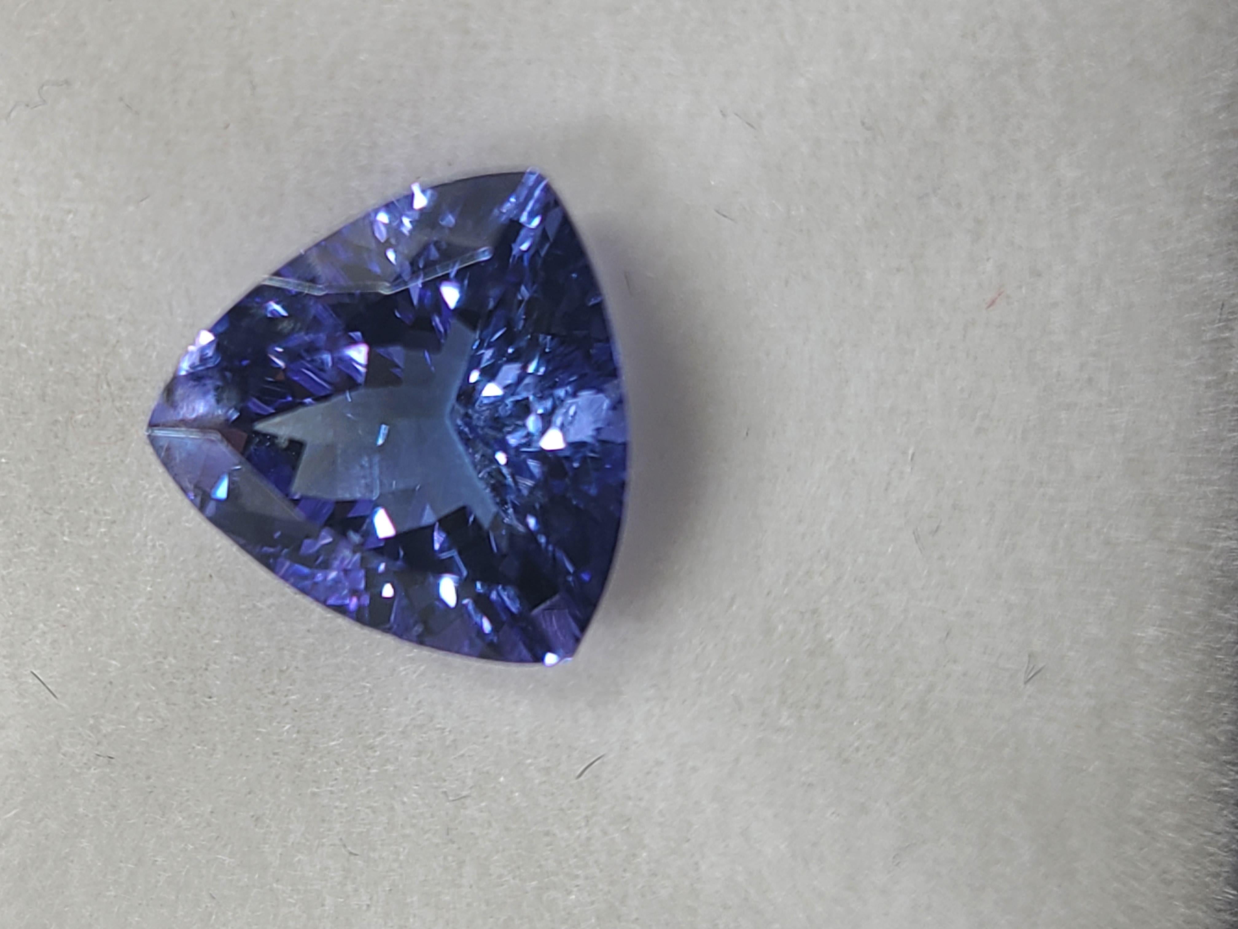 tanzanite in urdu