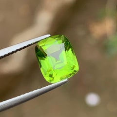 3.25 Carat Vivid Green Natural Peridot Cushion Cut Loose Gemstone from Pakistan