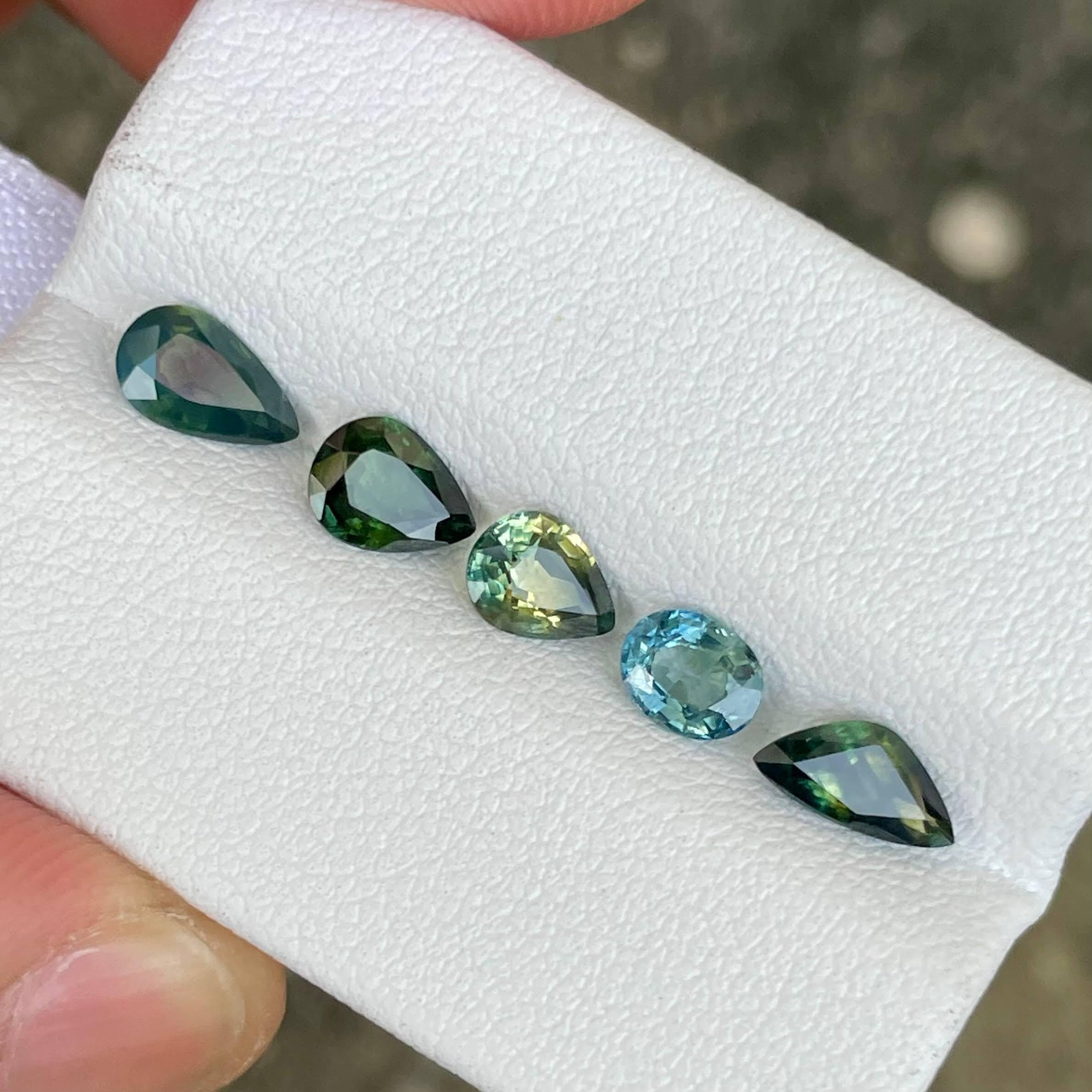 Women's or Men's 3.25 Carats Teal Sapphire Stones 5 Piece Gemstones Lot from Madagascar For Sale