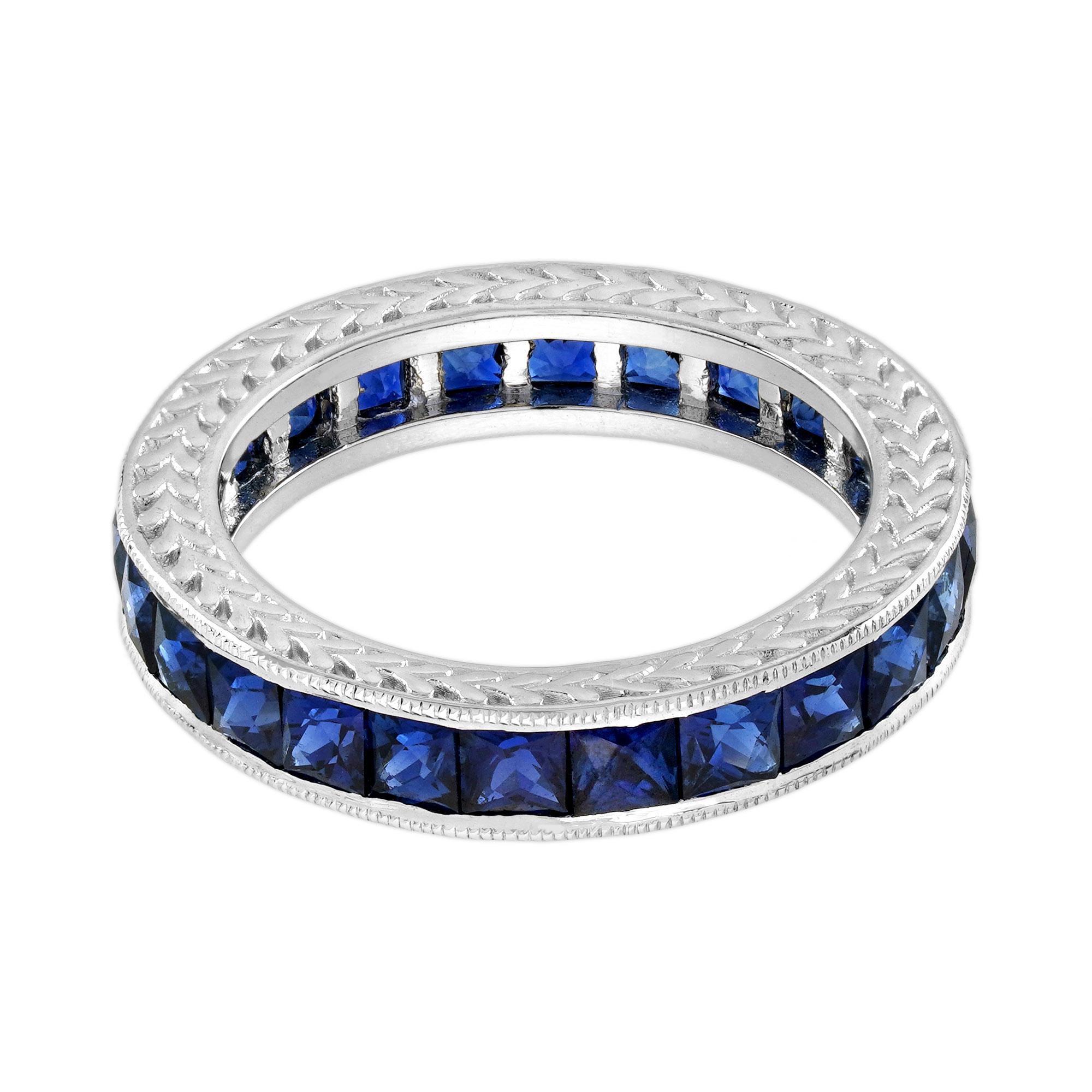 3.25 Ct. Blue Sapphire Antique Style Eternity Band Ring in Platinum 950 In New Condition For Sale In Bangkok, TH