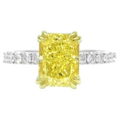 Anello di fidanzamento giallo chiaro radiante allungato da 3,25 carati con fantasia canaria VS2 GIA Cert